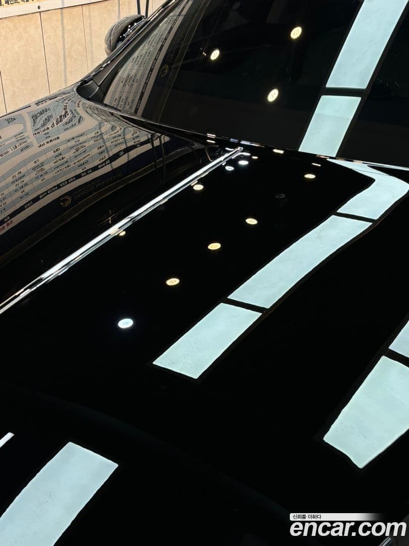 Main__Slider__Photo:Flying Spur Bentley 2021.1-4