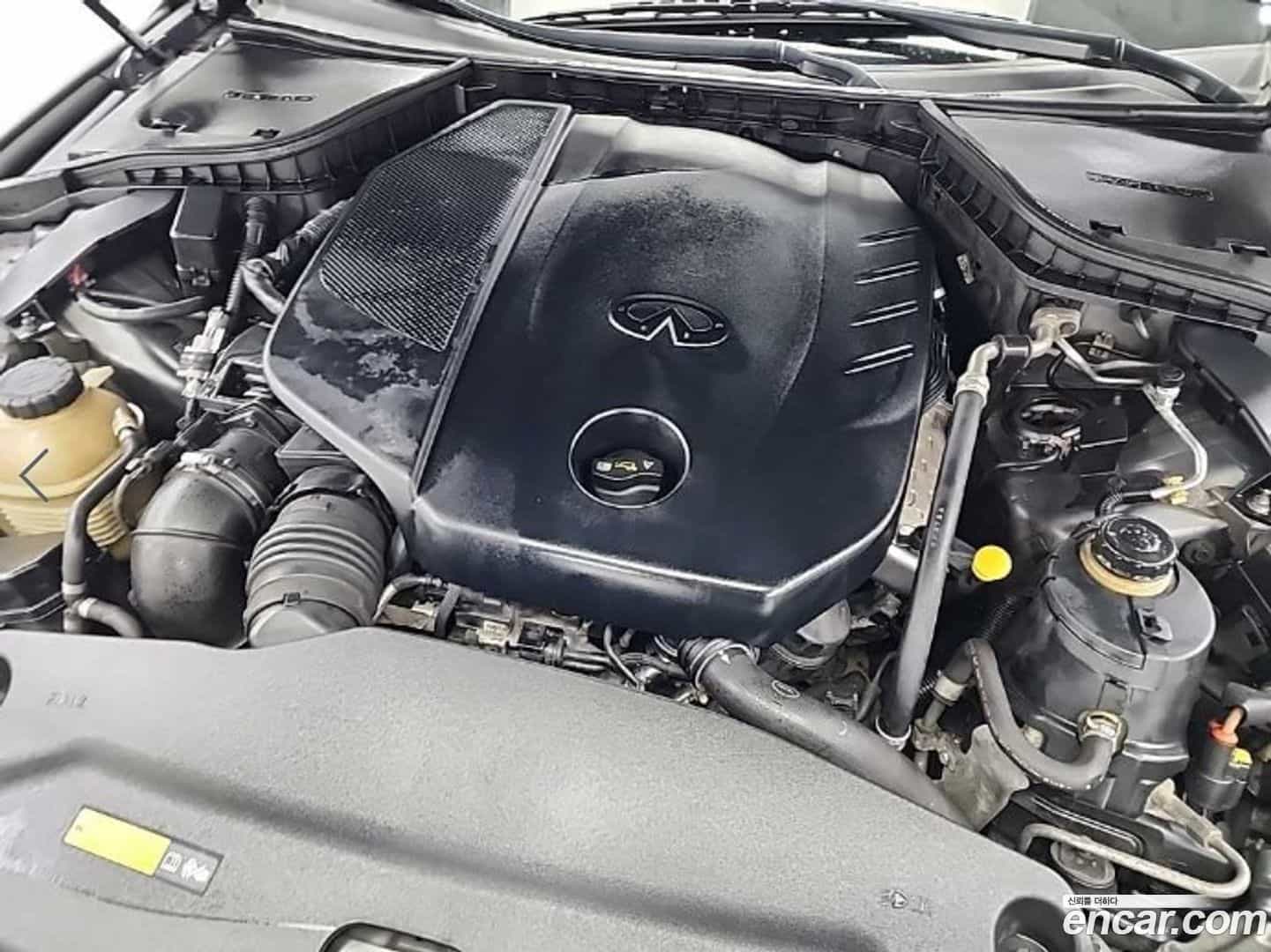 Q50 Infiniti 2016.6-OUTER-005