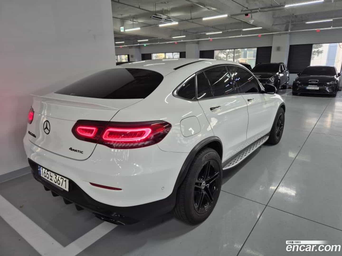 GLC-Class Mercedes-Benz 2020.9-INNER-006