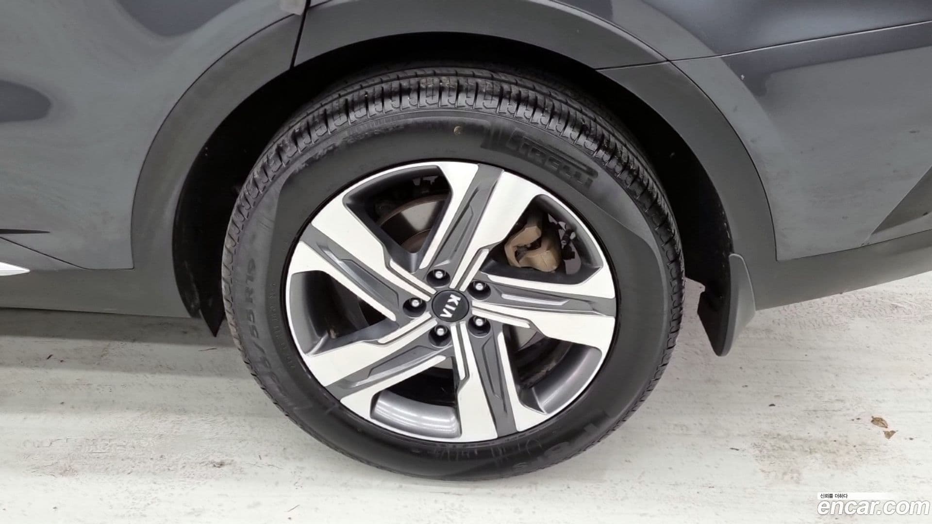 Main__Slider__Photo:Sorento Kia 2021.1-4