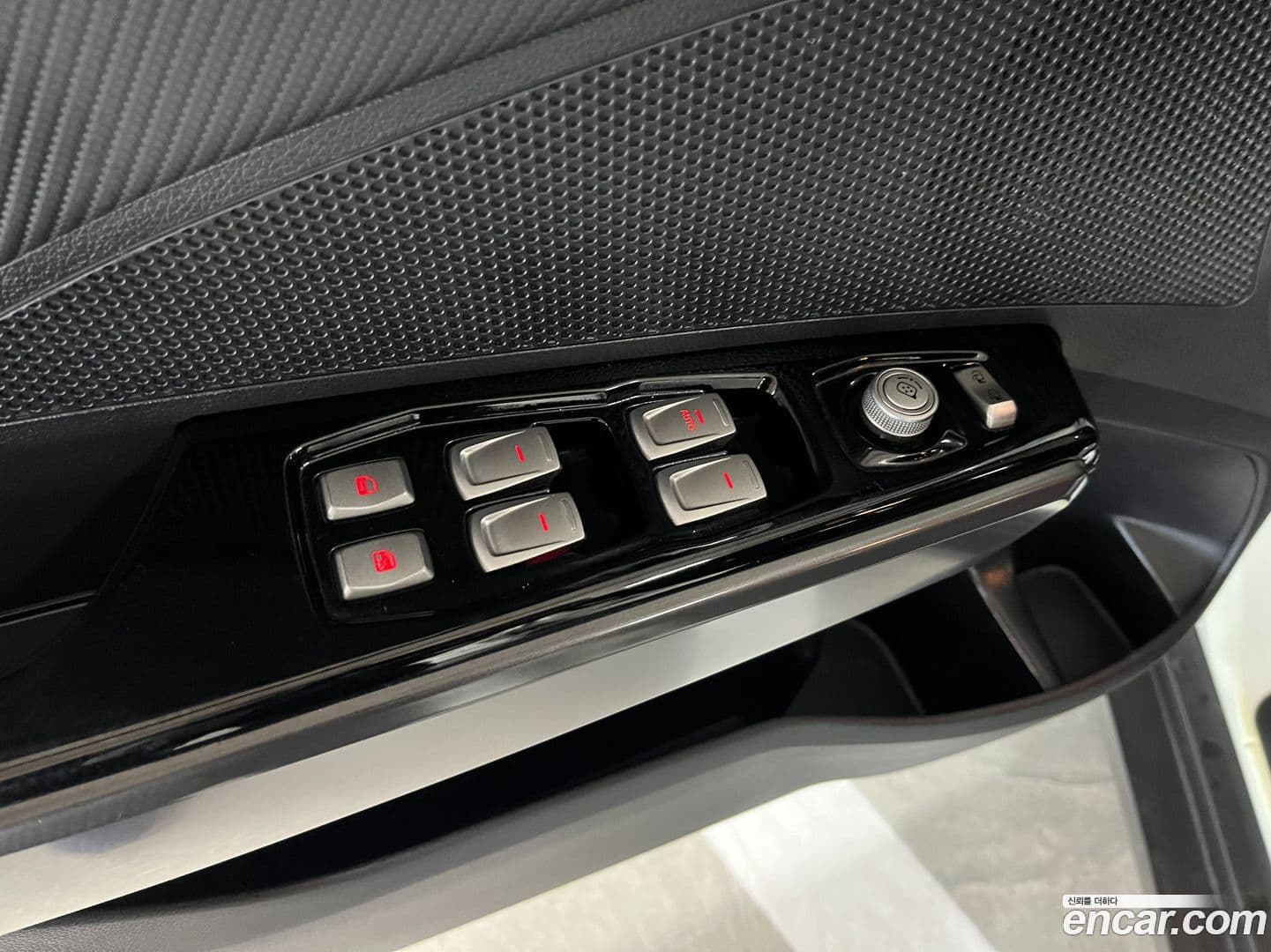 Main__Slider__Photo:TIBOLI KG_Mobility_Ssangyong 2018.2-6