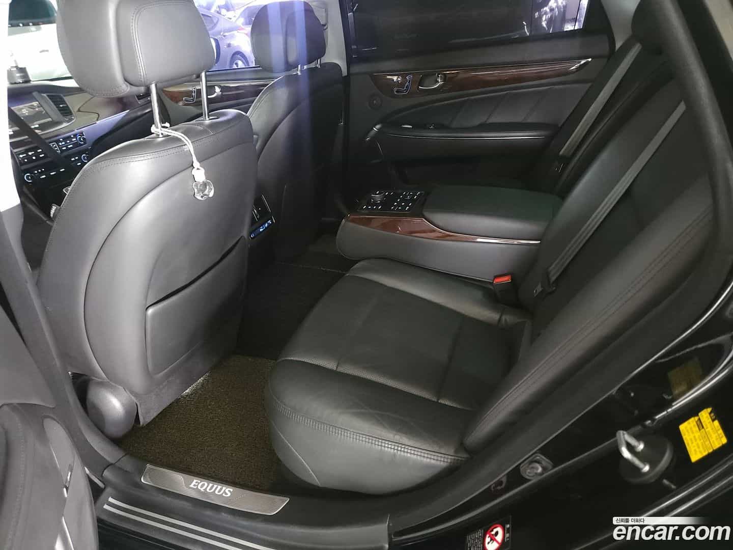 Equus Hyundai 2013.8-INNER-007