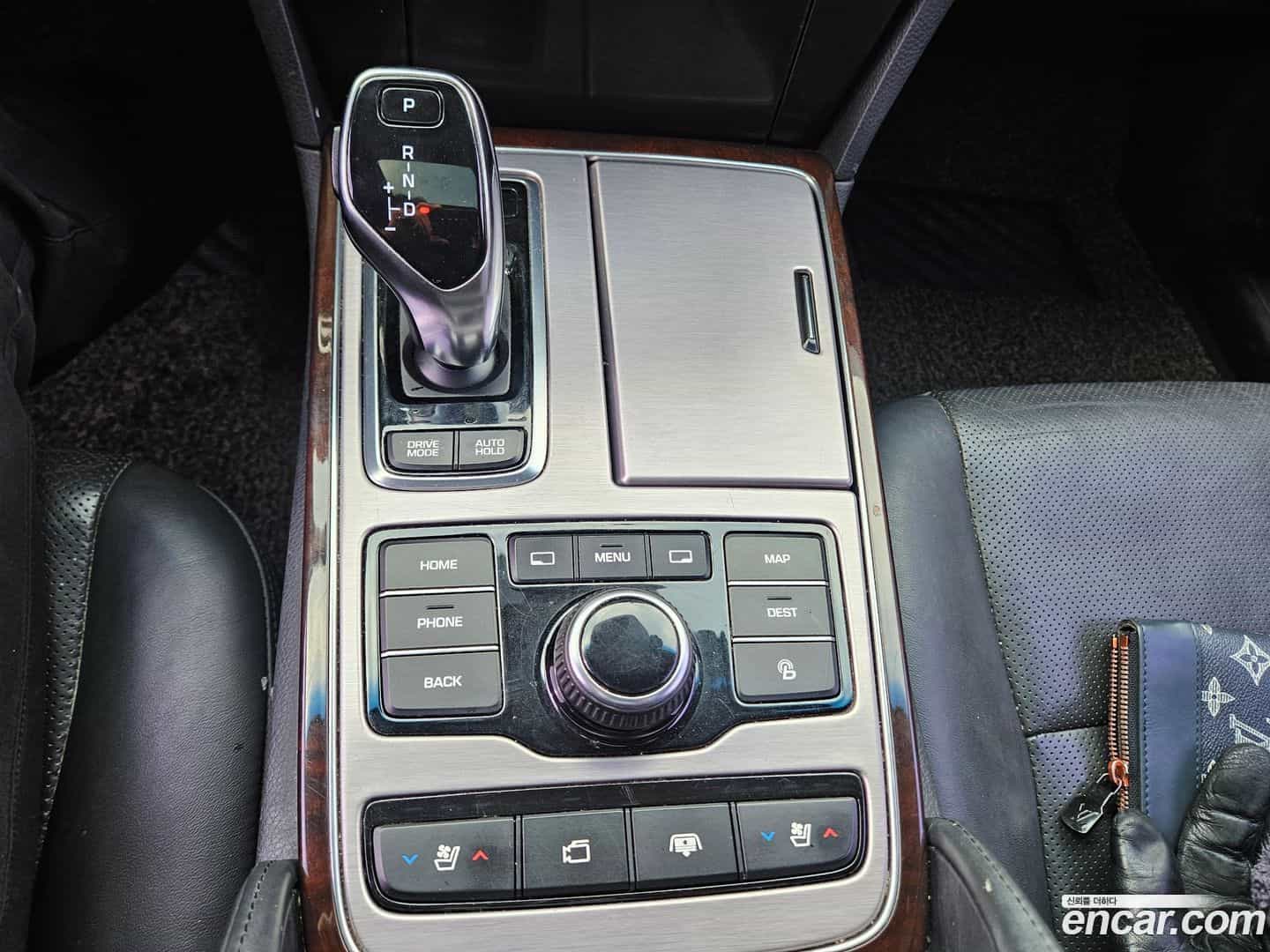 Equus Hyundai 2013.8-INNER-009