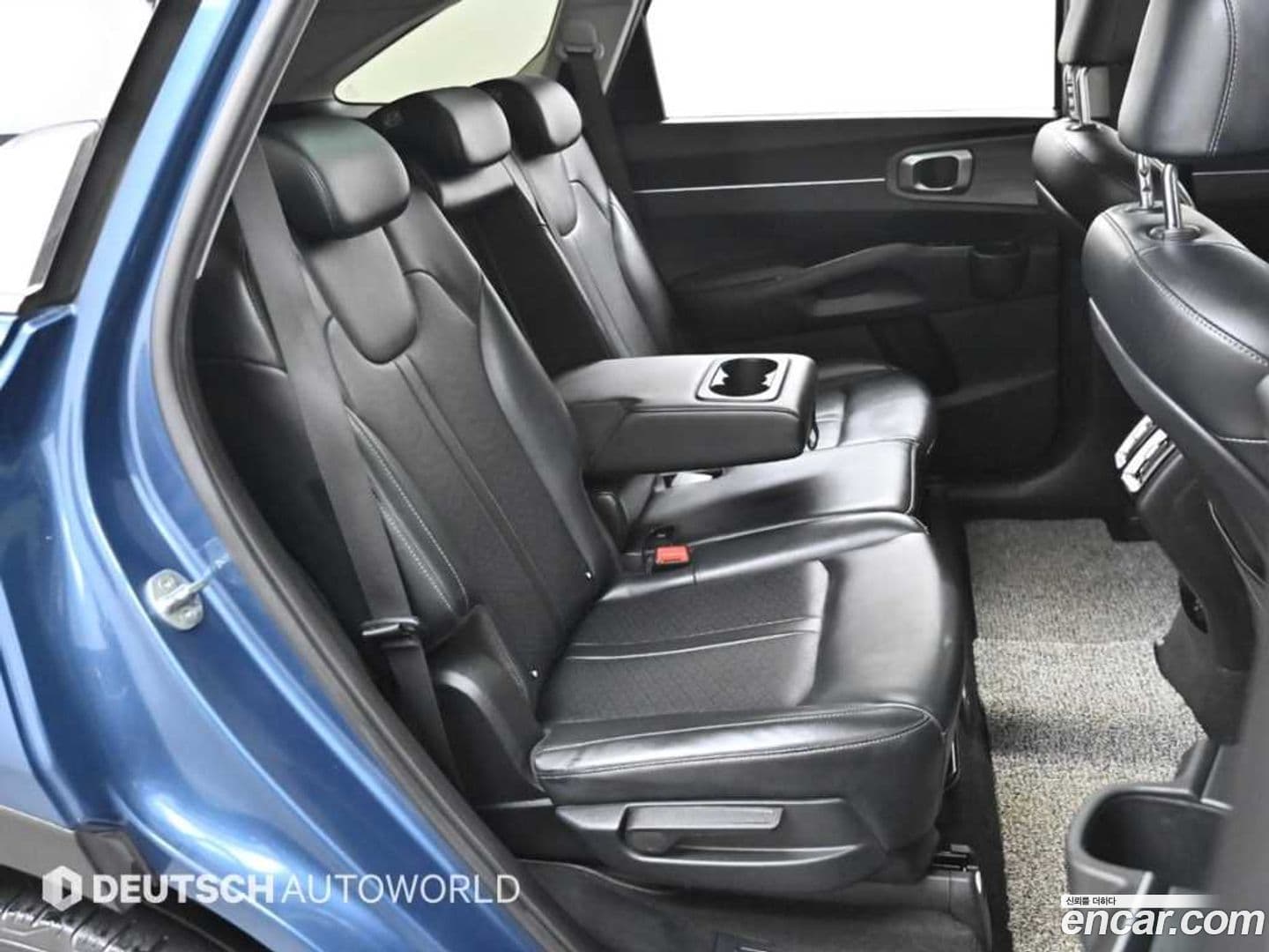 Main__Slider__Photo:Sorento Kia 2021.3-11