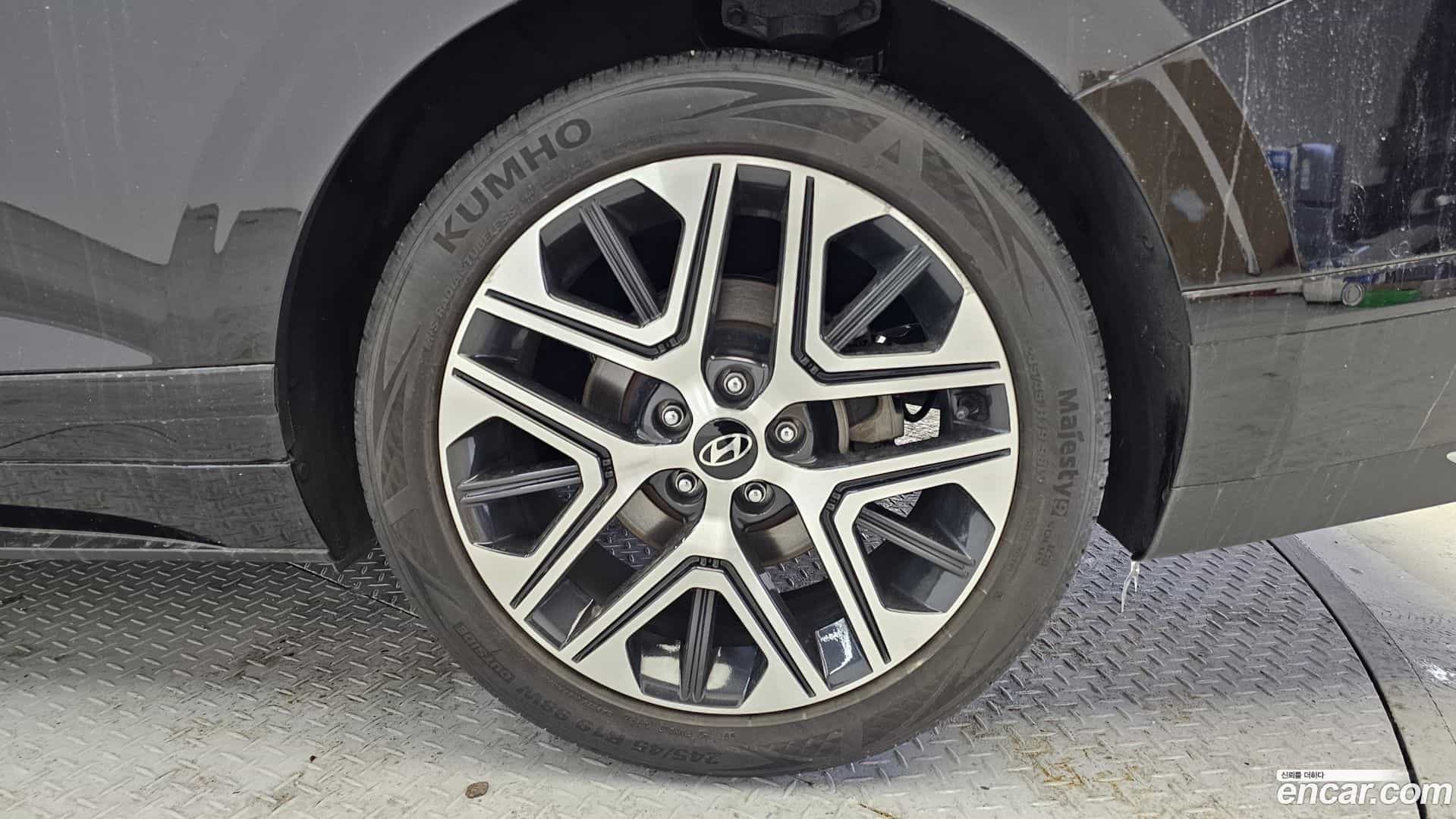 Grandeur Hyundai 2022.11-OUTER-005