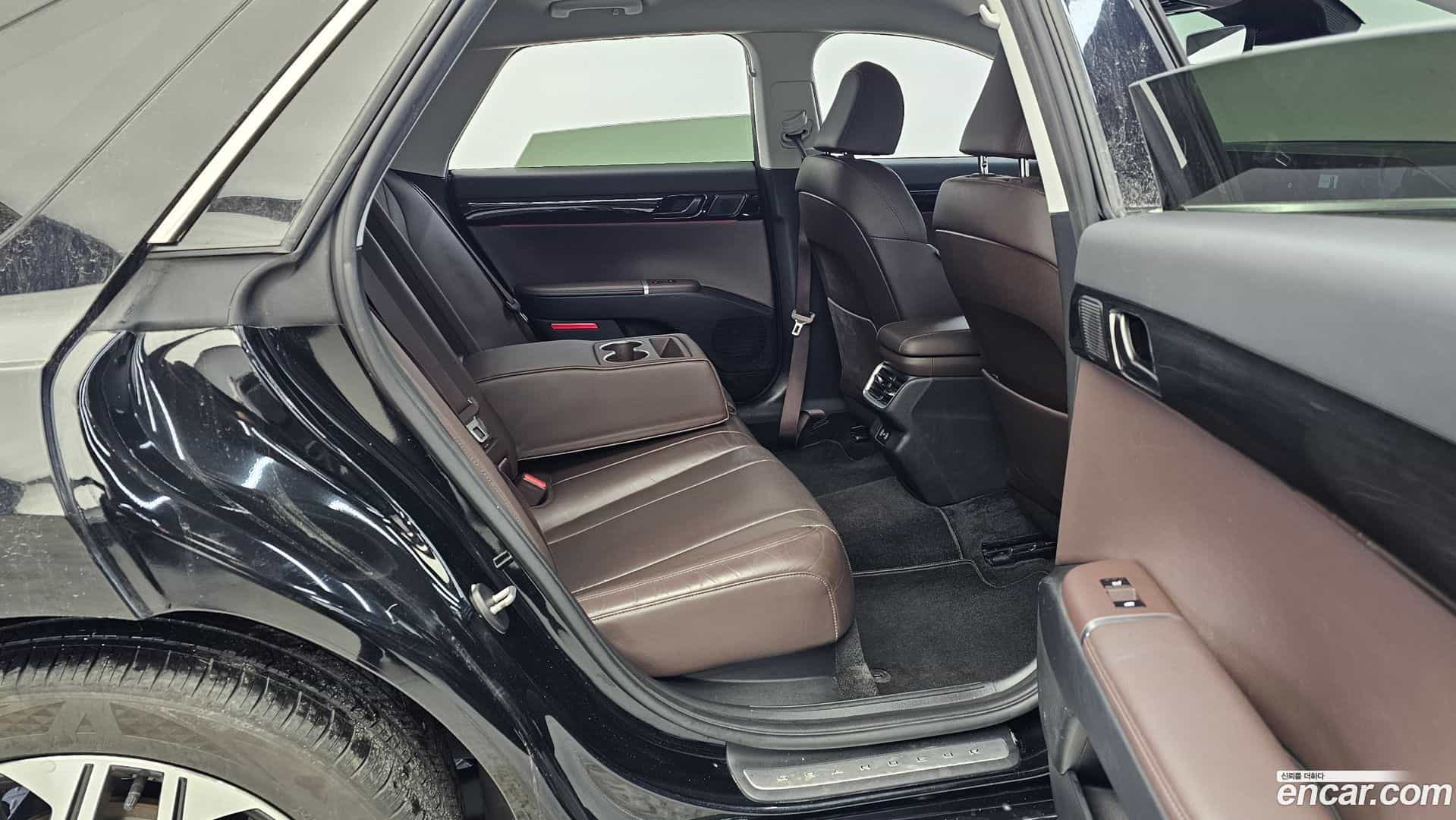 Grandeur Hyundai 2022.11-OPTION-016