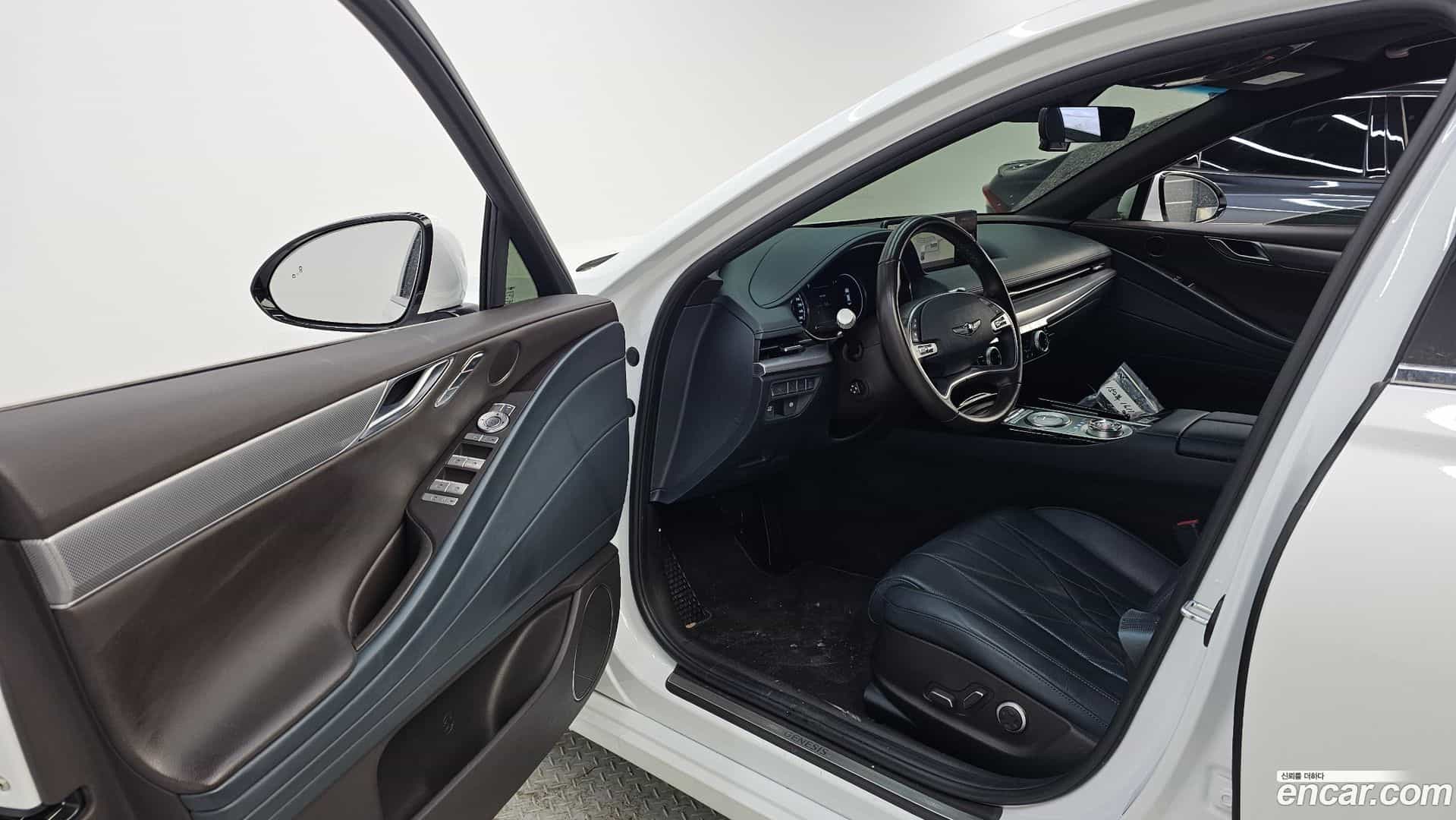 G80 Genesis 2021.1-INNER-010