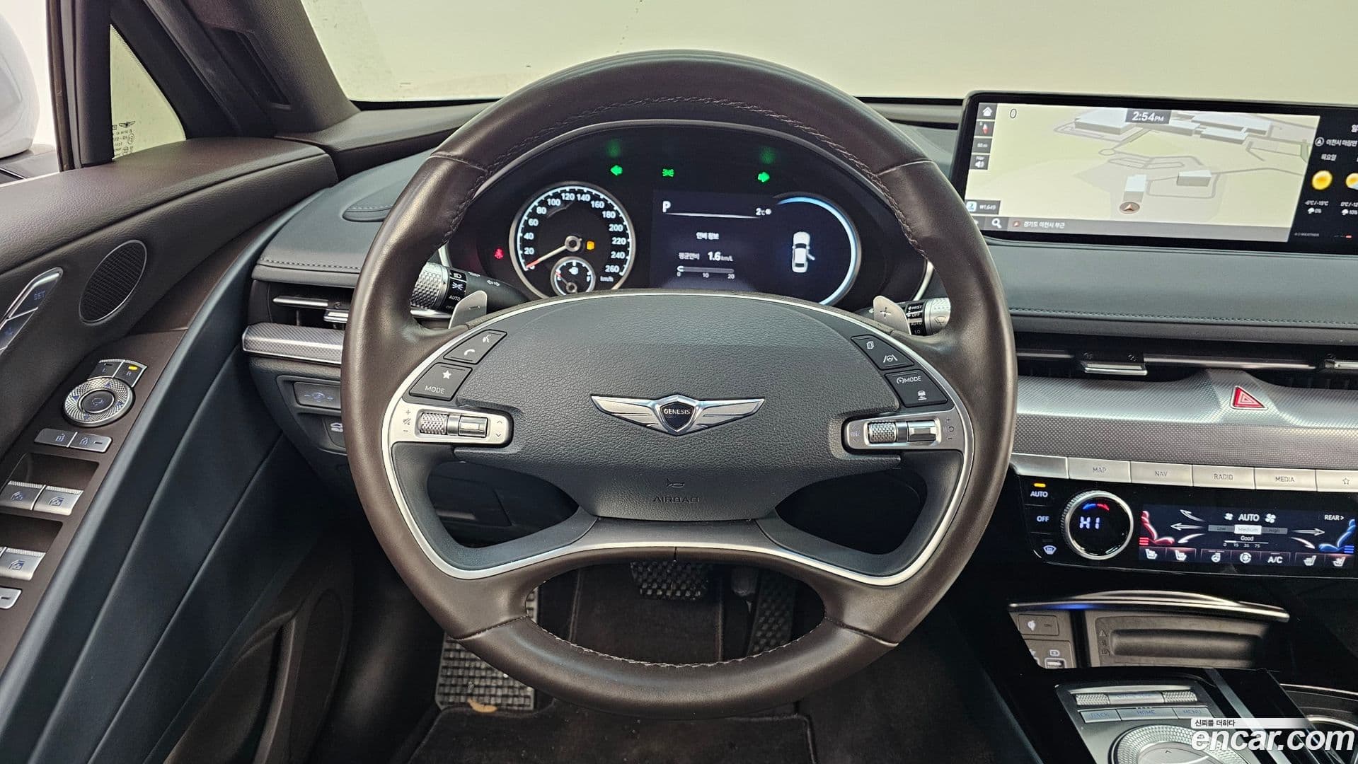 Main__Slider__Photo:G80 Genesis 2021.1-12