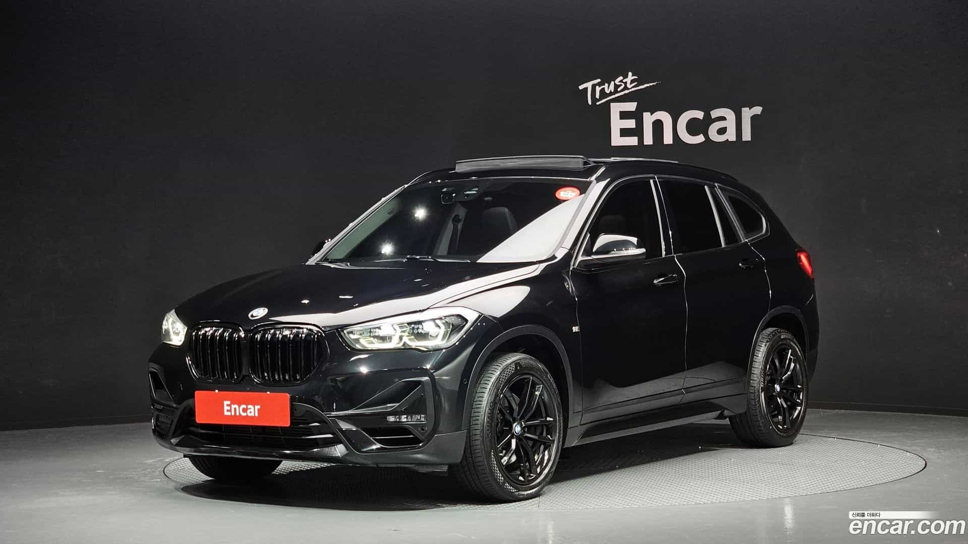 X1 BMW 2021.0-OUTER-001