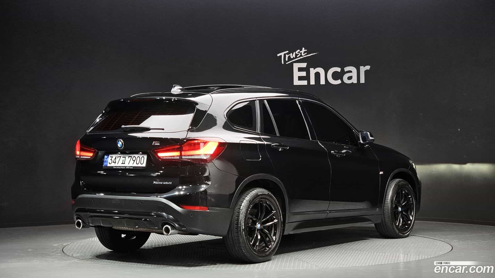 X1 BMW 2021.0-OUTER-002