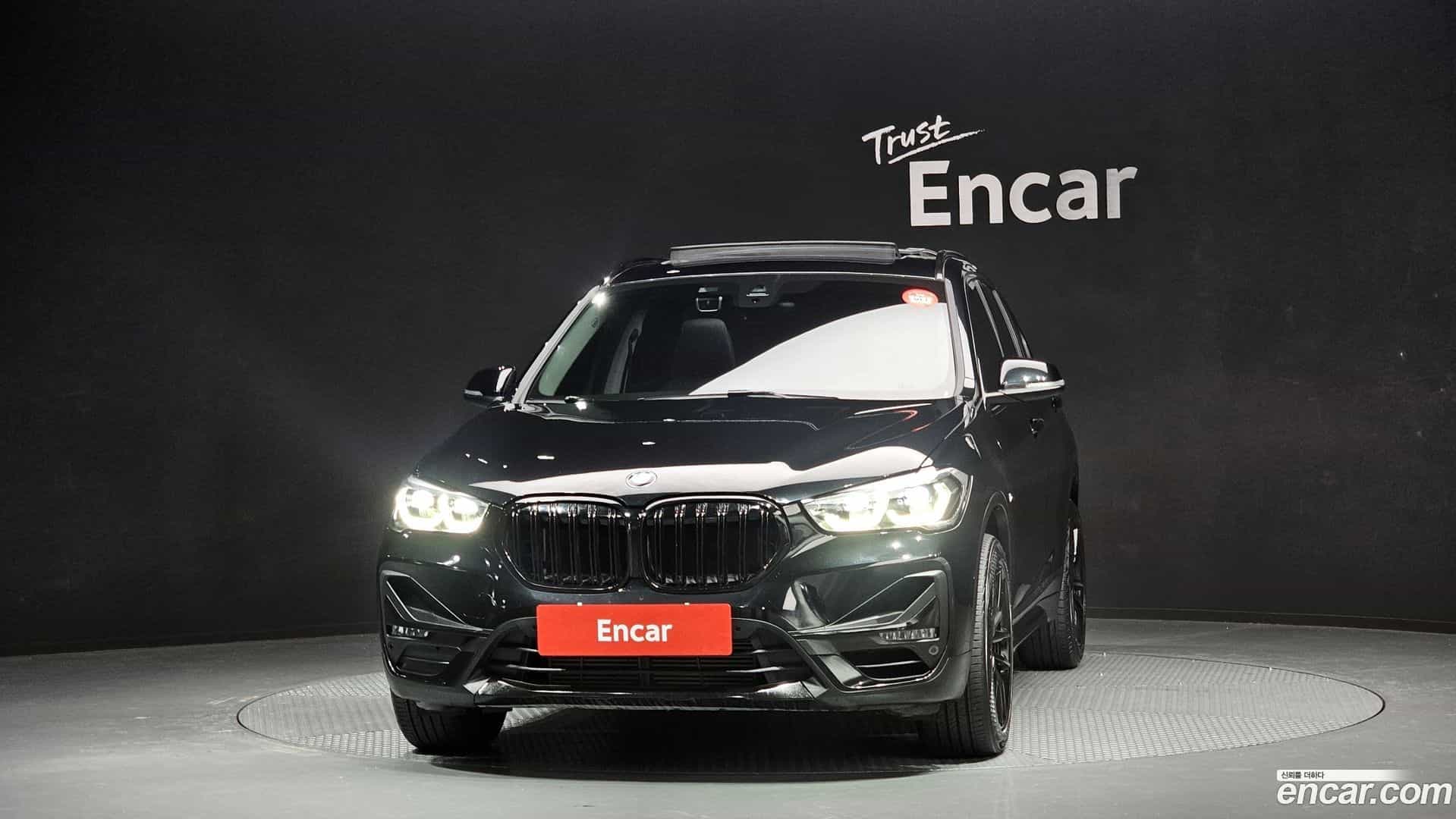 X1 BMW 2021.0-OUTER-003