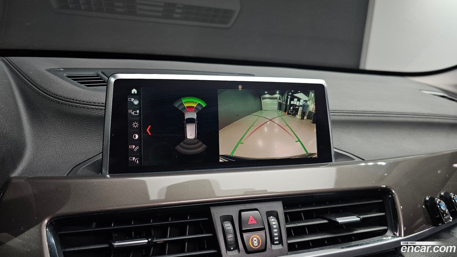 Main__Slider__Photo:X1 BMW 2021.0-13