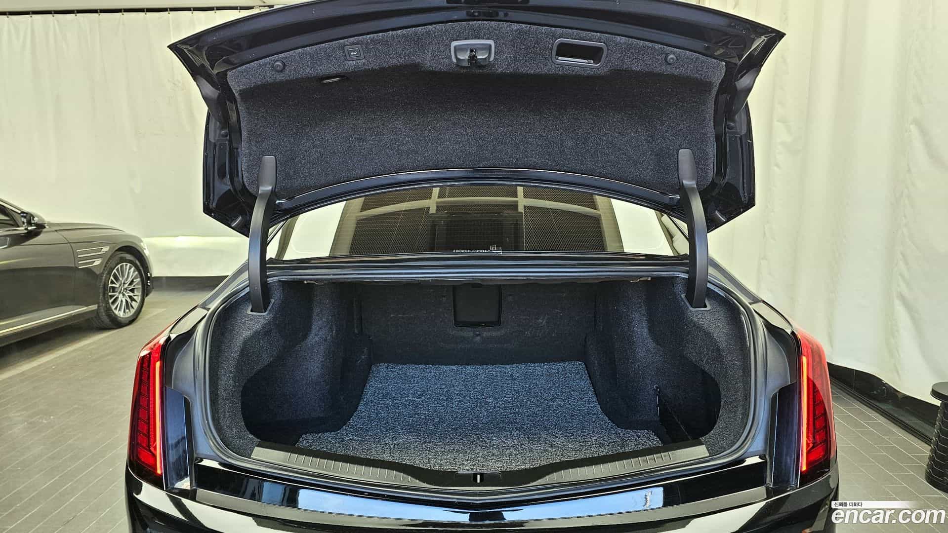 CT6 Cadillac 2019.11-OPTION-024