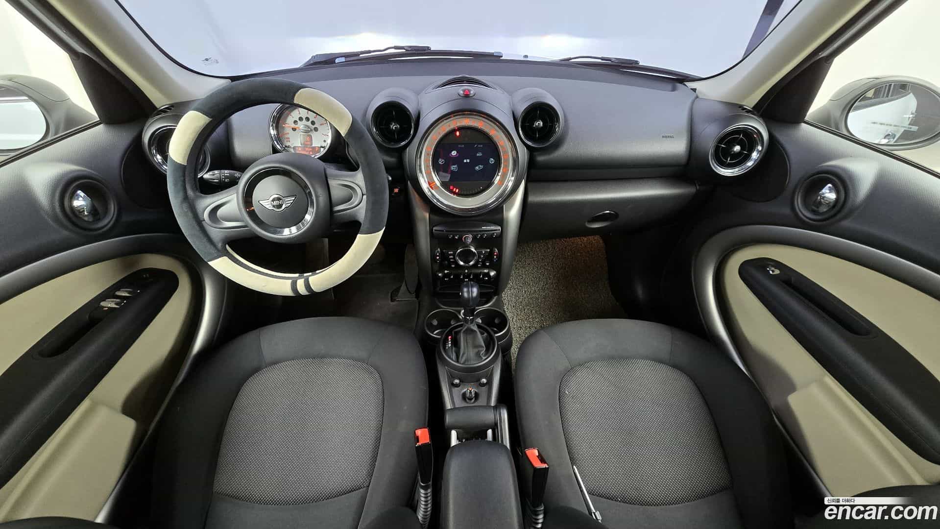 Countryman Mini 2014.2-INNER-007