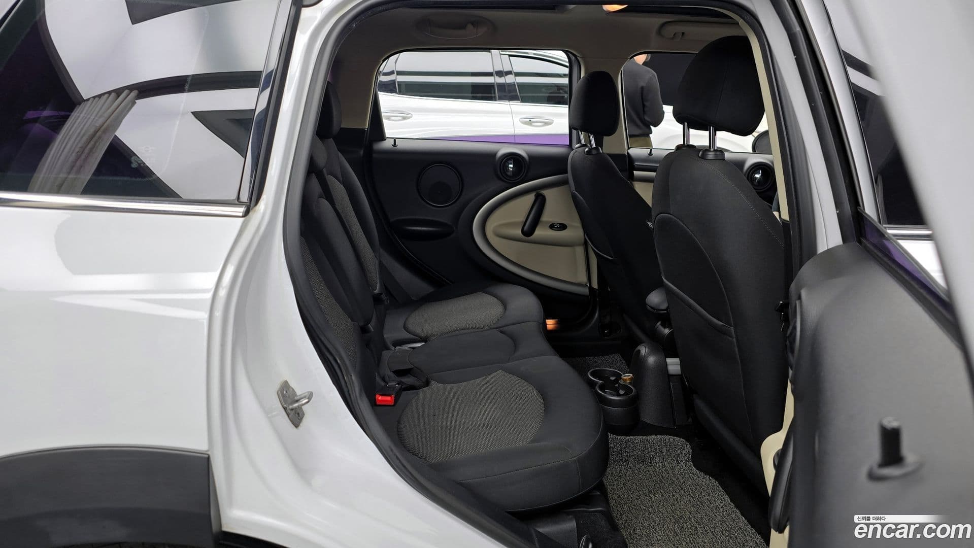 Main__Slider__Photo:Countryman Mini 2014.2-11