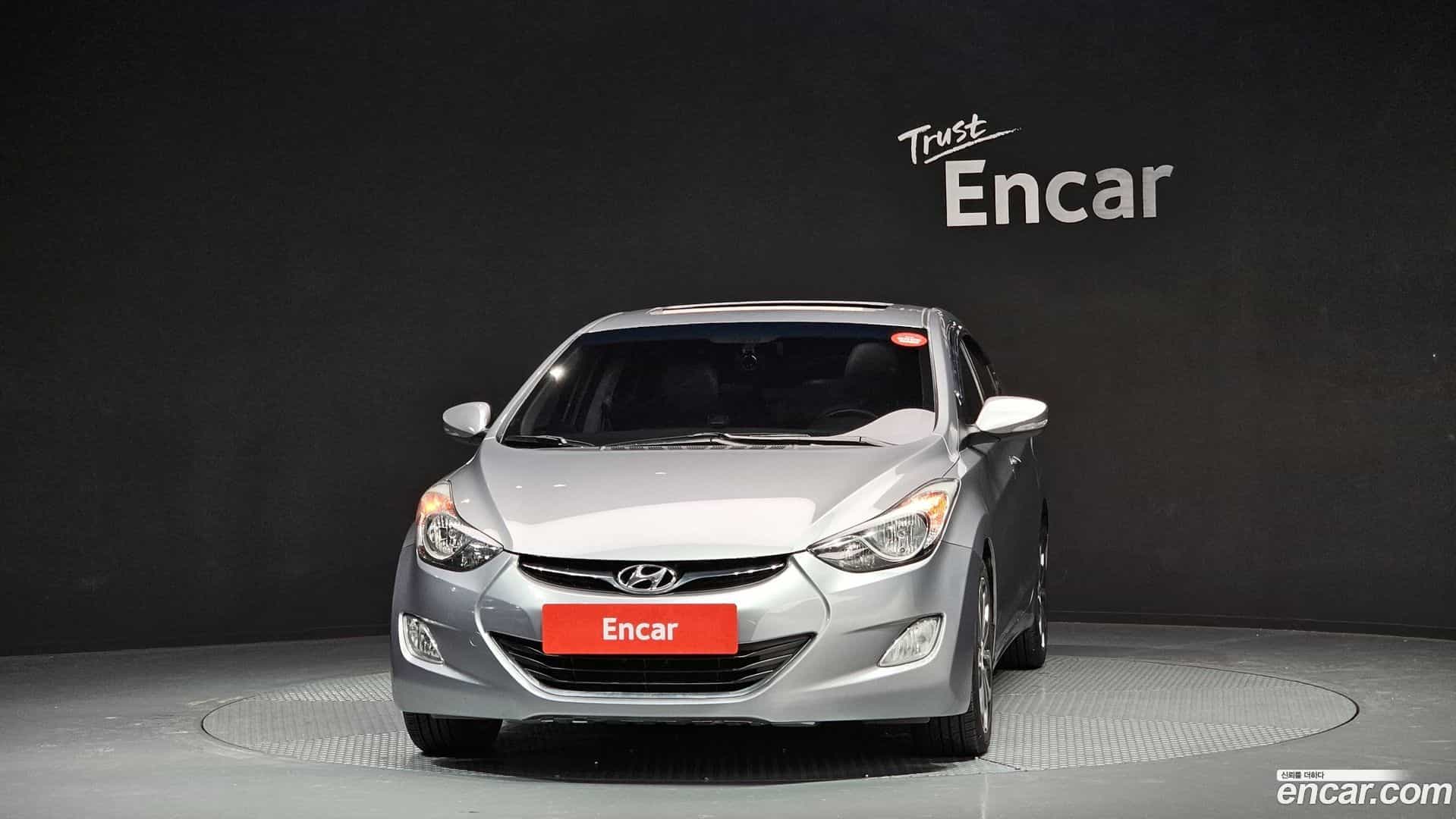 AVANTE Hyundai 2013.1-OUTER-003