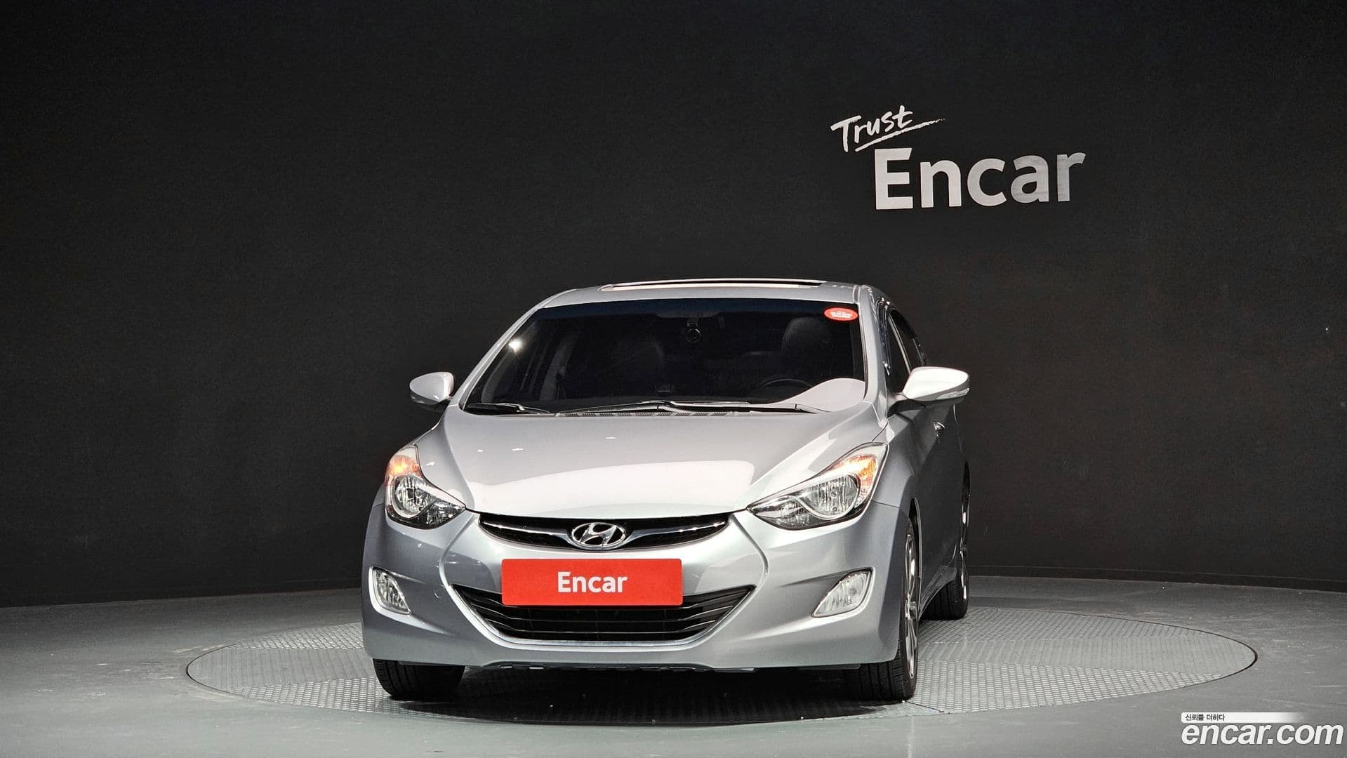 Main__Slider__Photo:AVANTE Hyundai 2013.1-2