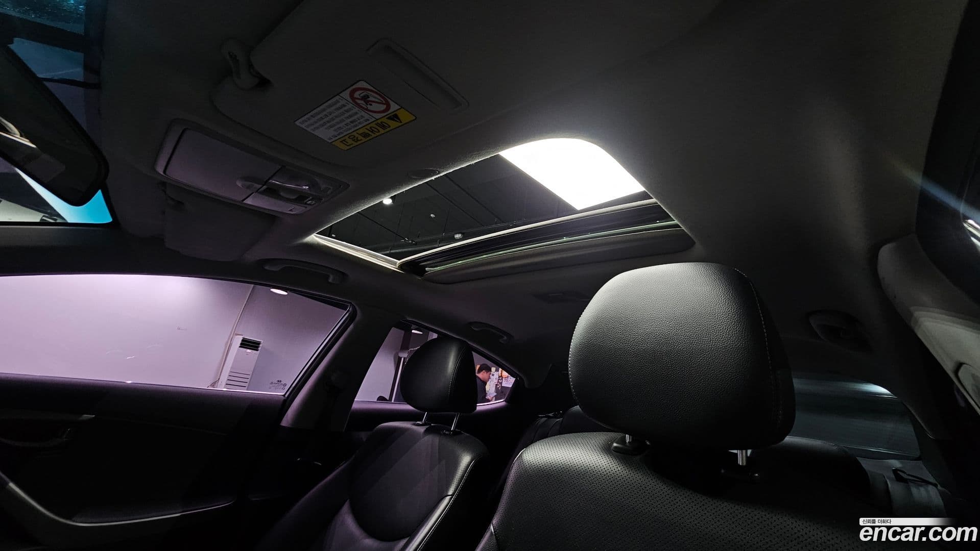 Main__Slider__Photo:AVANTE Hyundai 2013.1-16