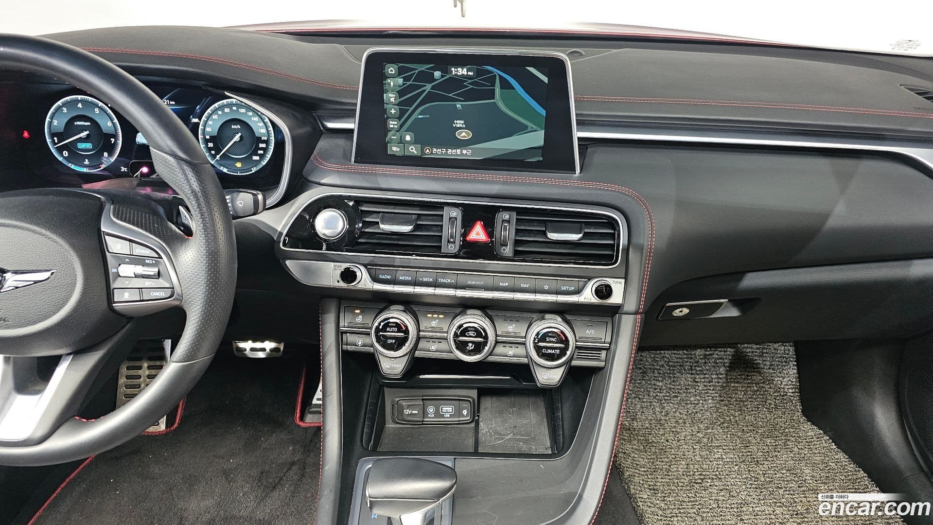 Main__Slider__Photo:G70 Genesis 2020.0-13