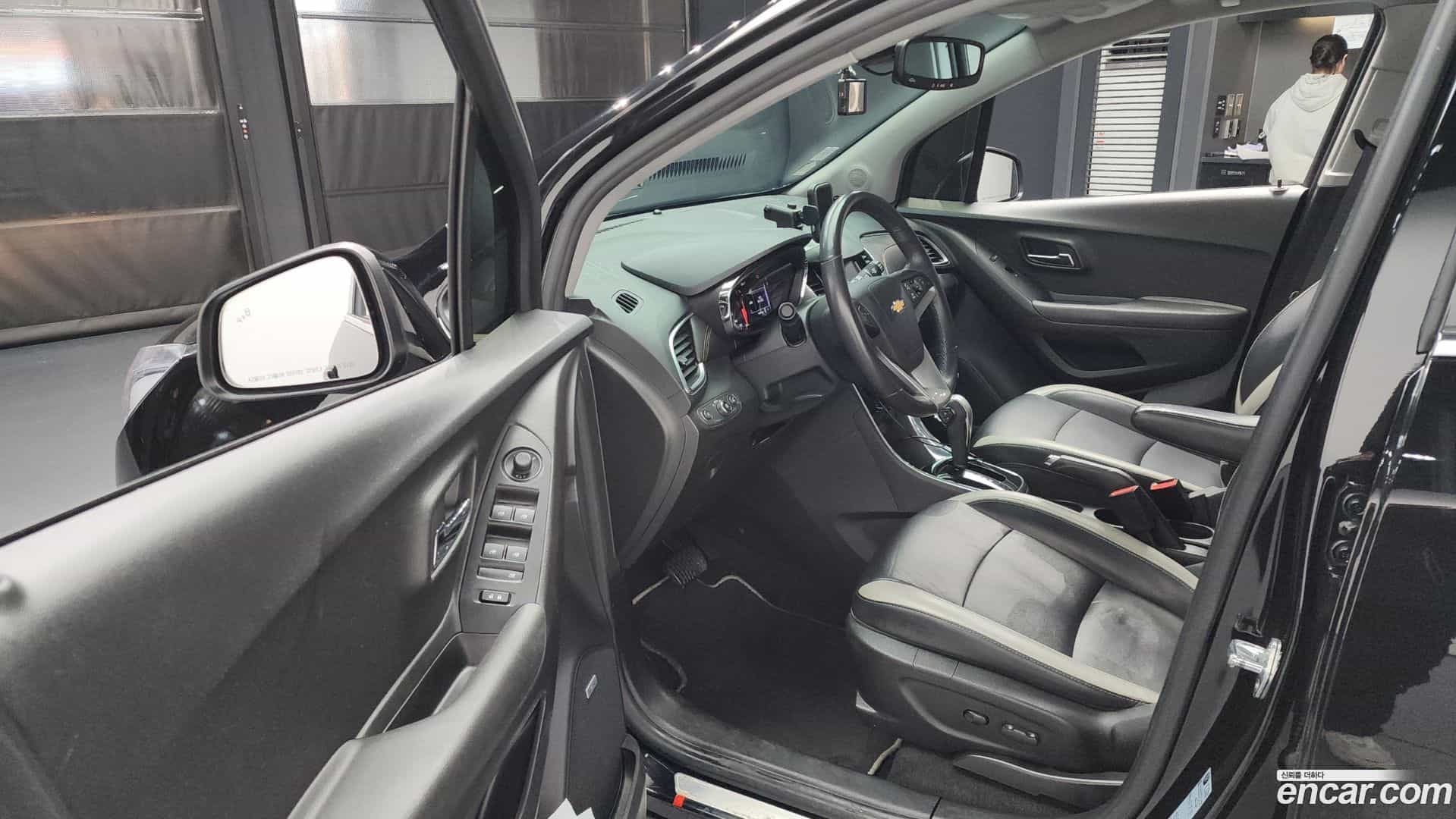 Trax ChevroletGMDaewoo 2018.6-INNER-010