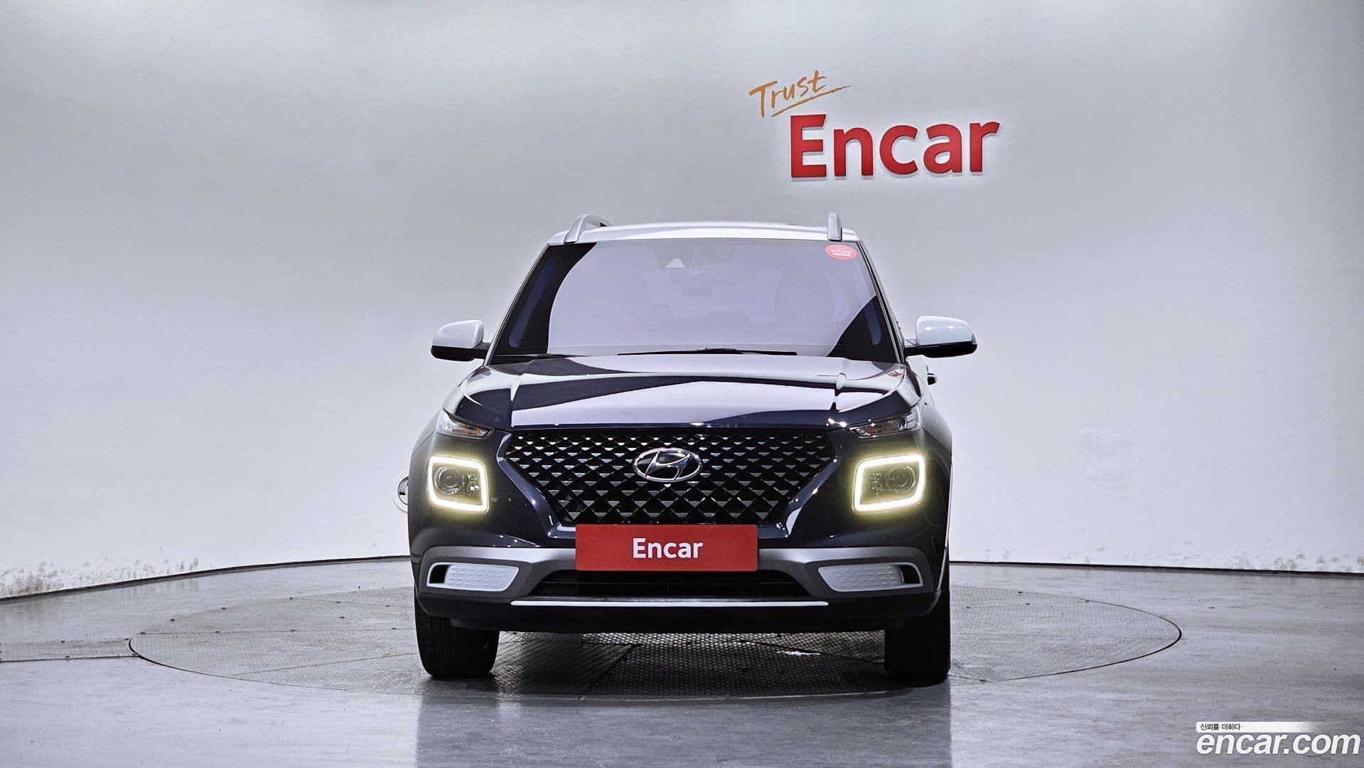 Main__Slider__Photo:Venue Hyundai 2020.5-2