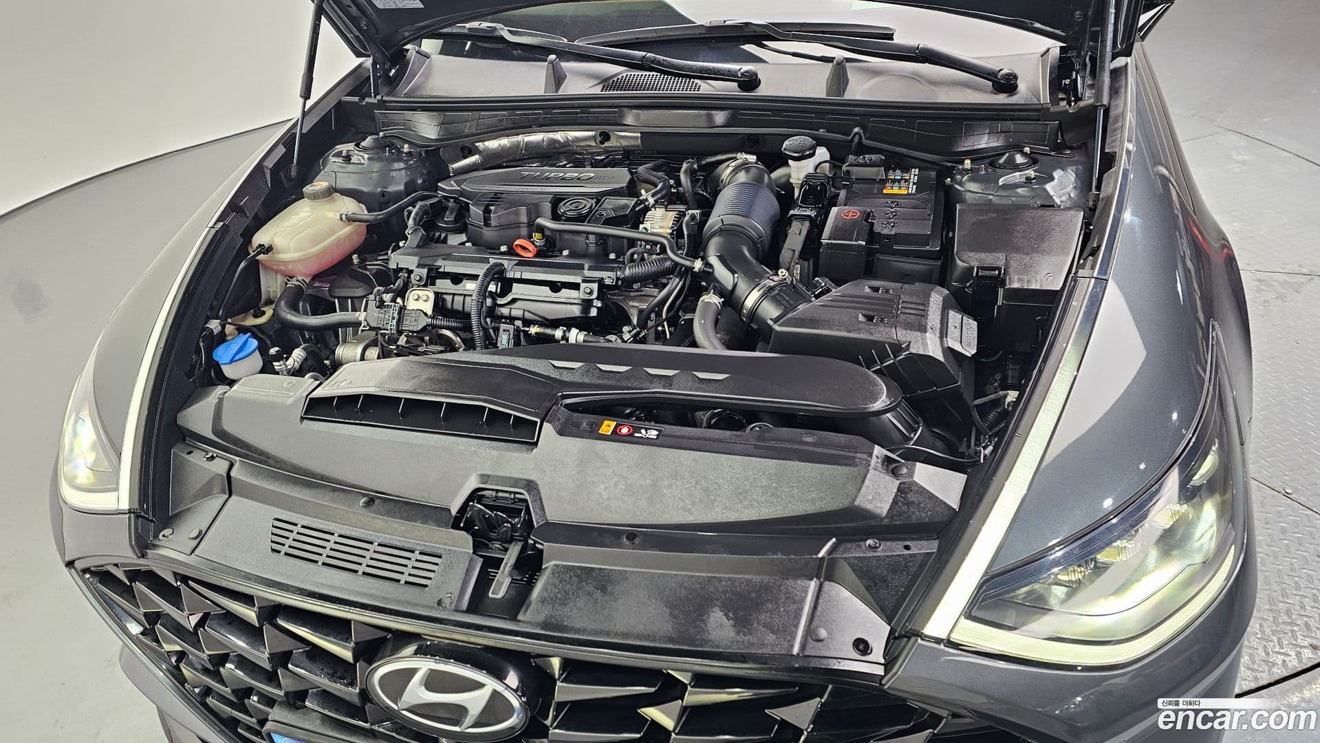 Main__Slider__Photo:Sonata Hyundai 2023.1-5