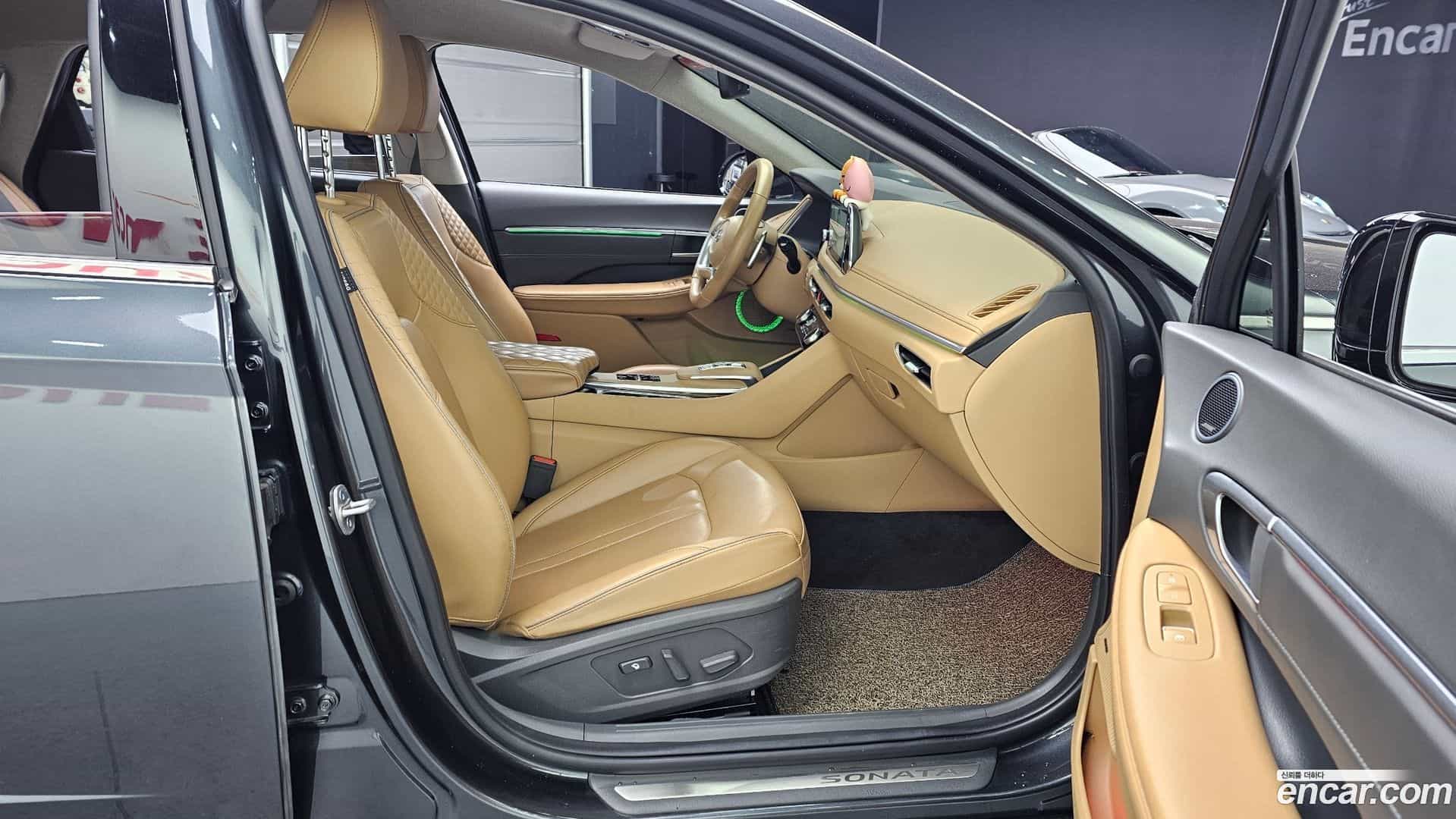 Sonata Hyundai 2023.1-OPTION-015