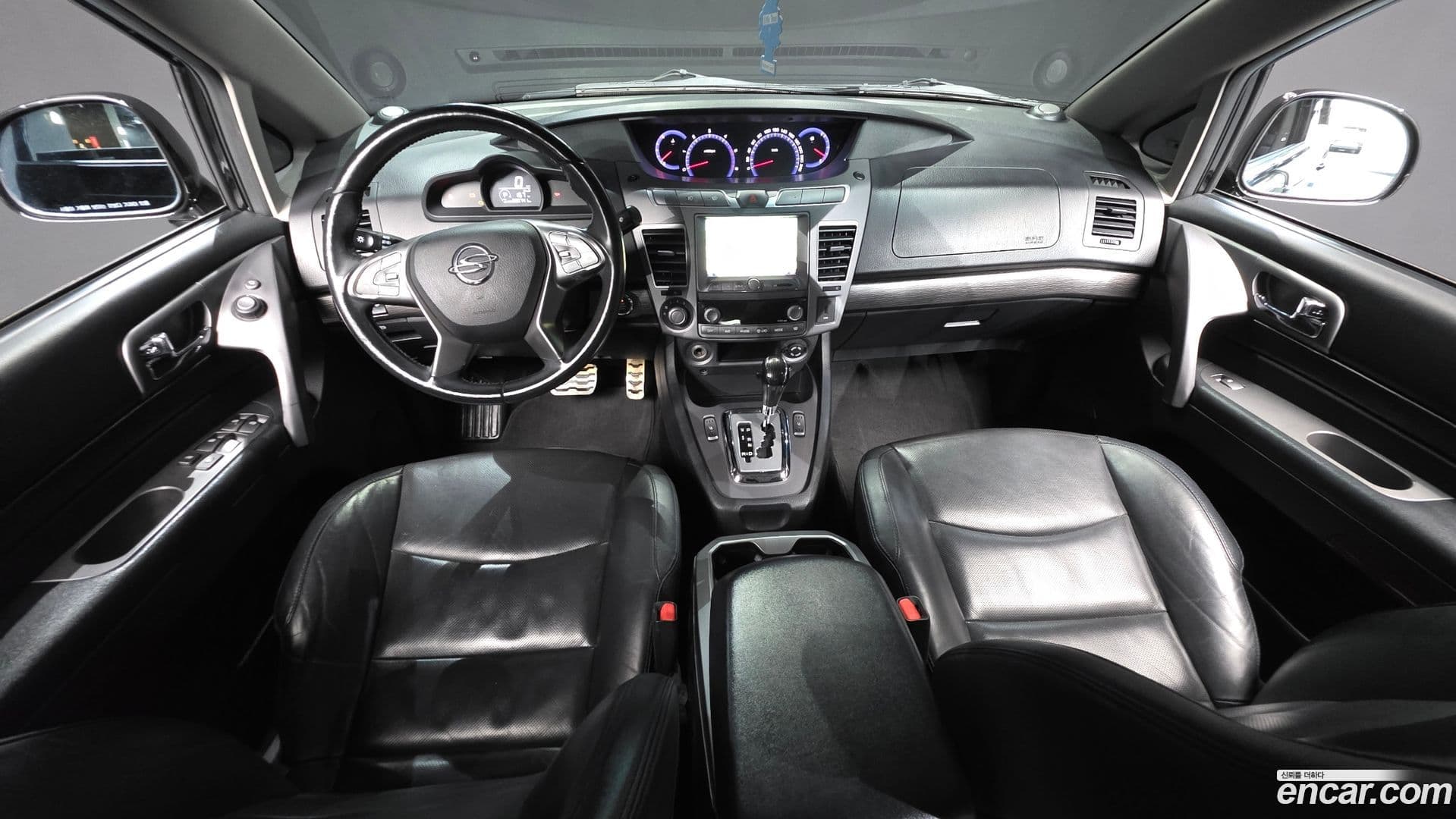 Main__Slider__Photo:KORANDO KG_Mobility_Ssangyong 2016.9-6