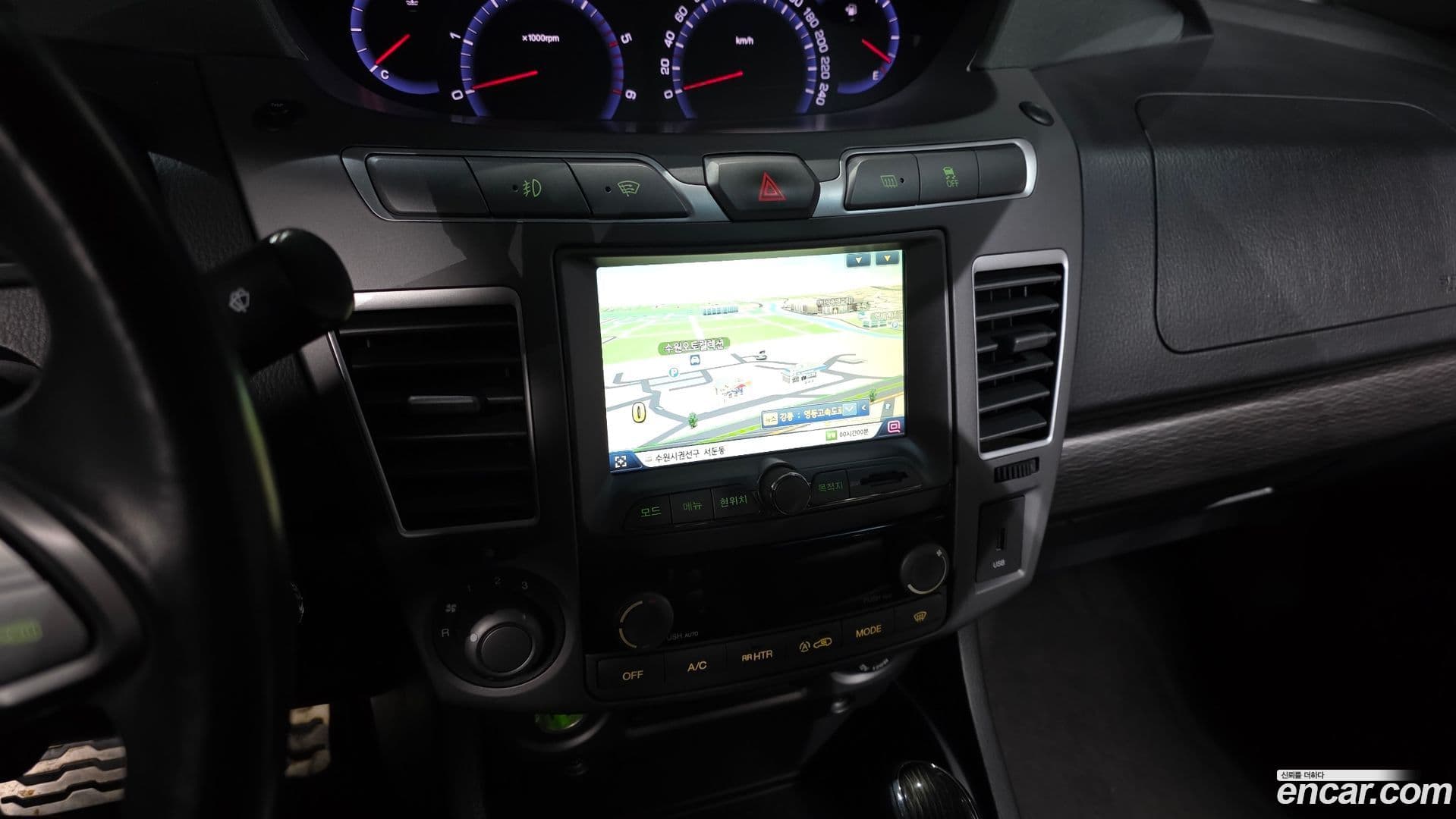 Main__Slider__Photo:KORANDO KG_Mobility_Ssangyong 2016.9-14