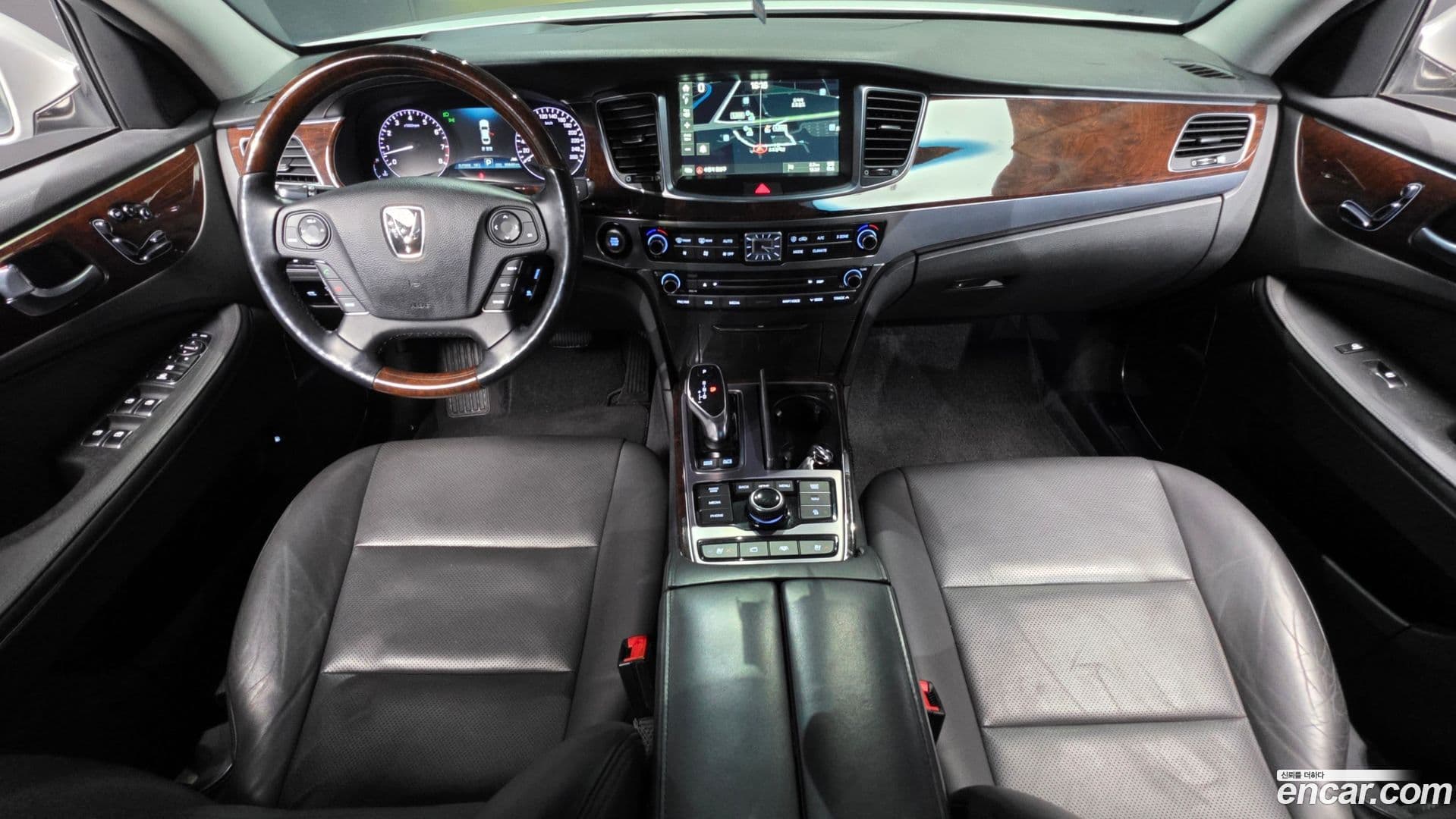 Main__Slider__Photo:Equus Hyundai 2015.9-6