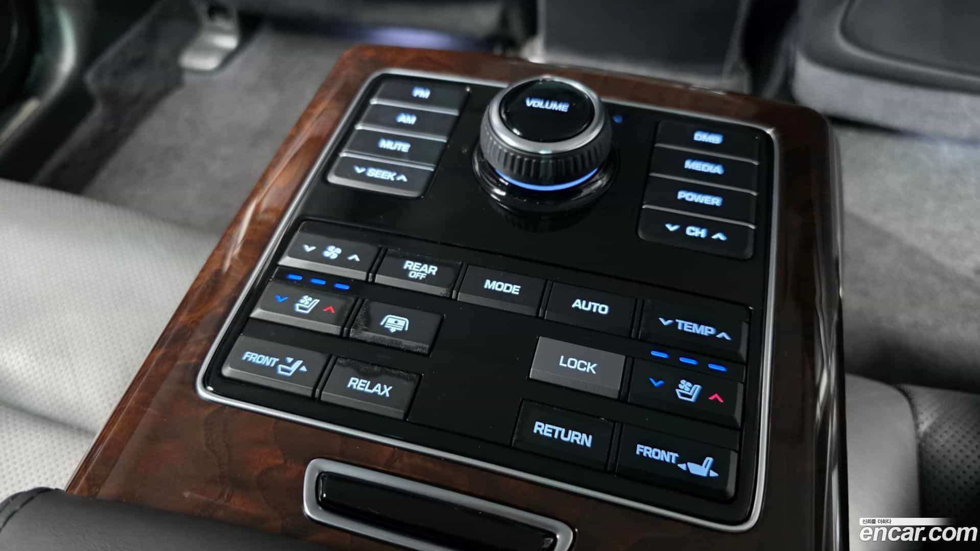 Equus Hyundai 2015.9-OPTION-023