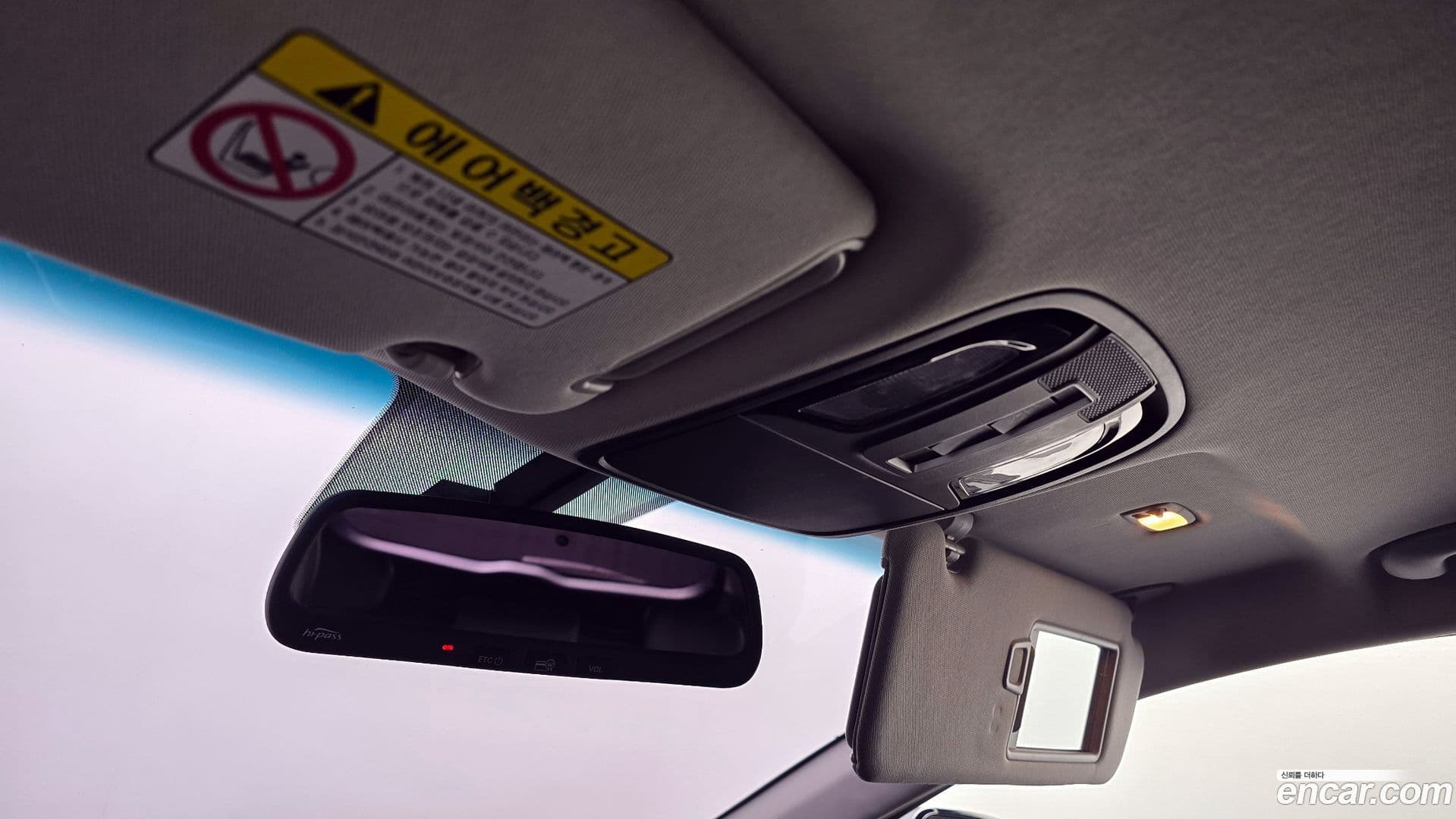 Main__Slider__Photo:Sorento Kia 2015.5-18