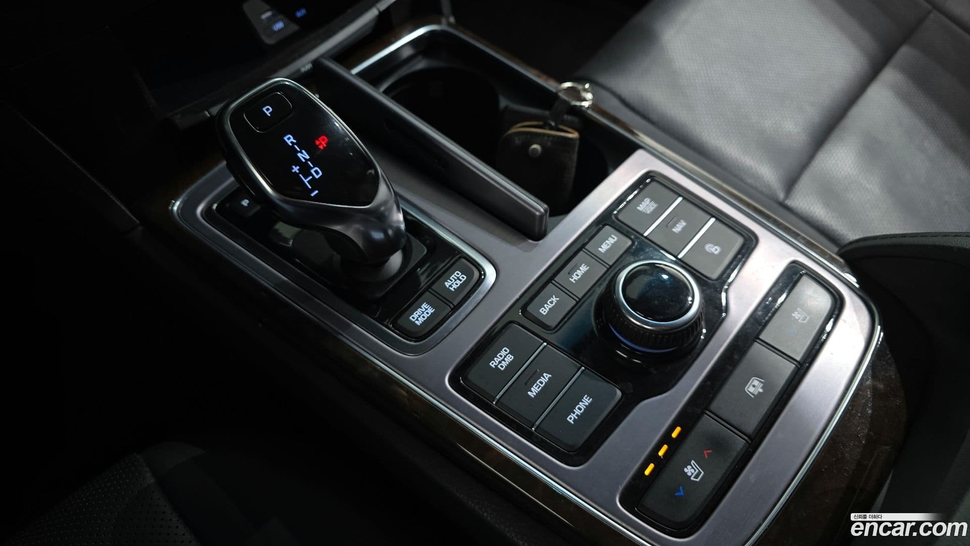 Main__Slider__Photo:Equus Hyundai 2015.7-8