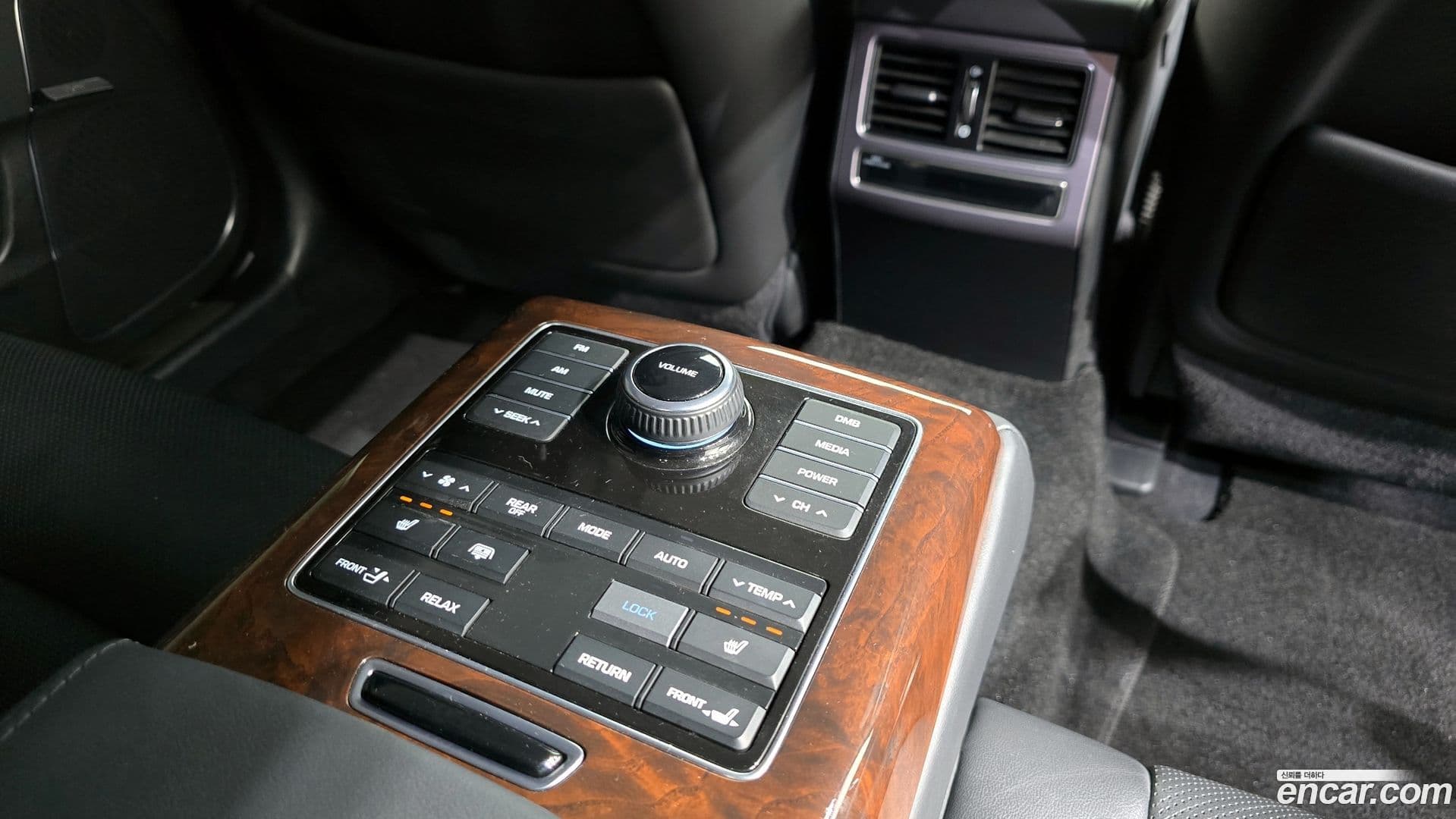 Main__Slider__Photo:Equus Hyundai 2015.7-18