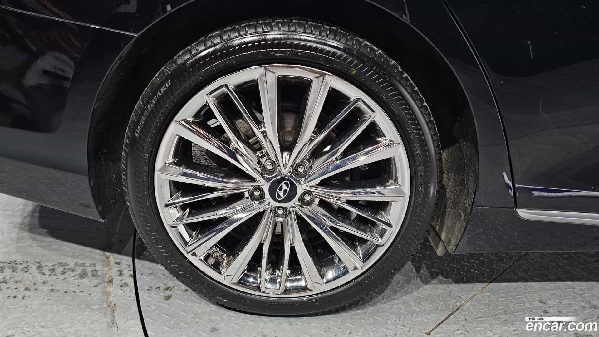 Grandeur Hyundai 2018.0-OUTER-005