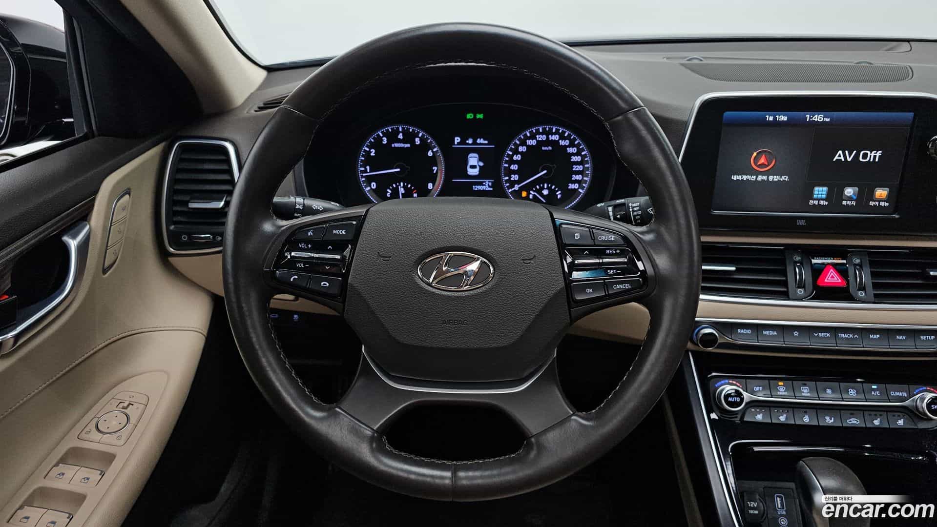 Grandeur Hyundai 2018.0-OPTION-017