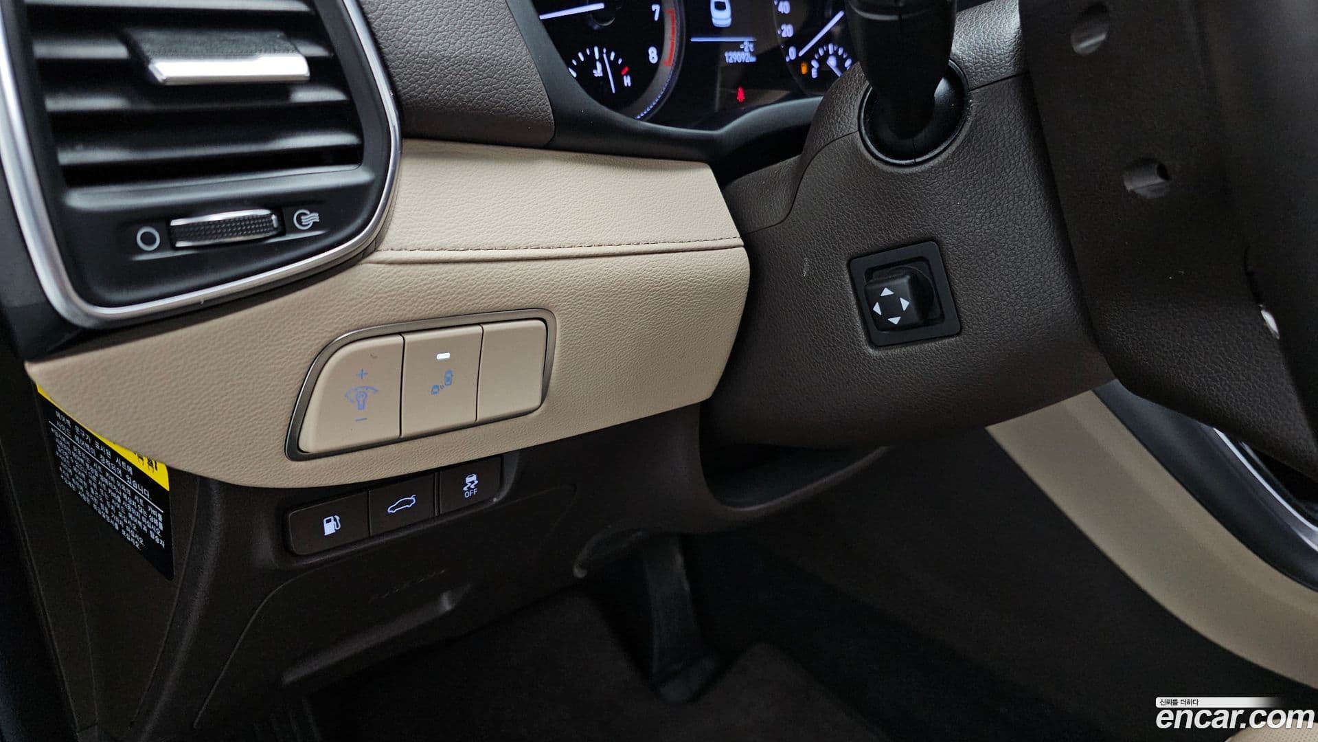 Main__Slider__Photo:Grandeur Hyundai 2018.0-17