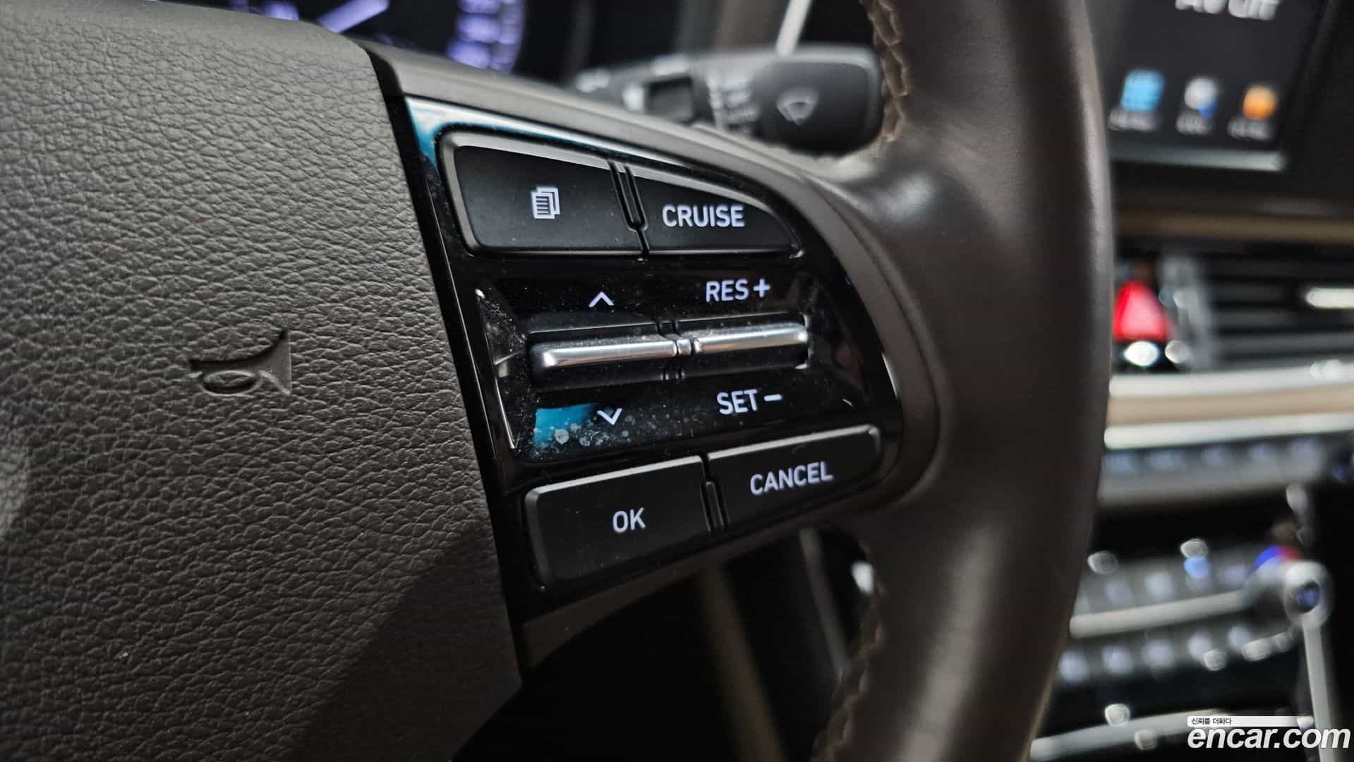 Grandeur Hyundai 2018.0-OPTION-023