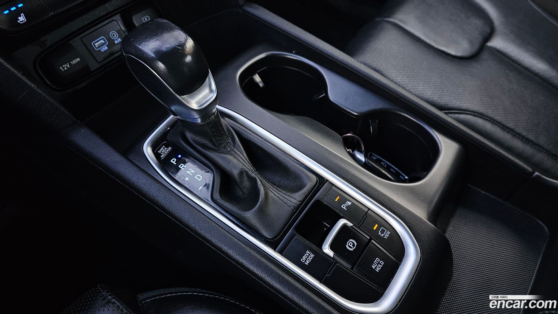 Main__Slider__Photo:Santafe Hyundai 2018.6-8