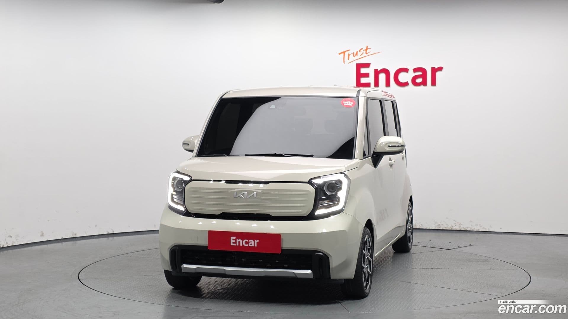 Main__Slider__Photo:RAY Kia 2023.1-2