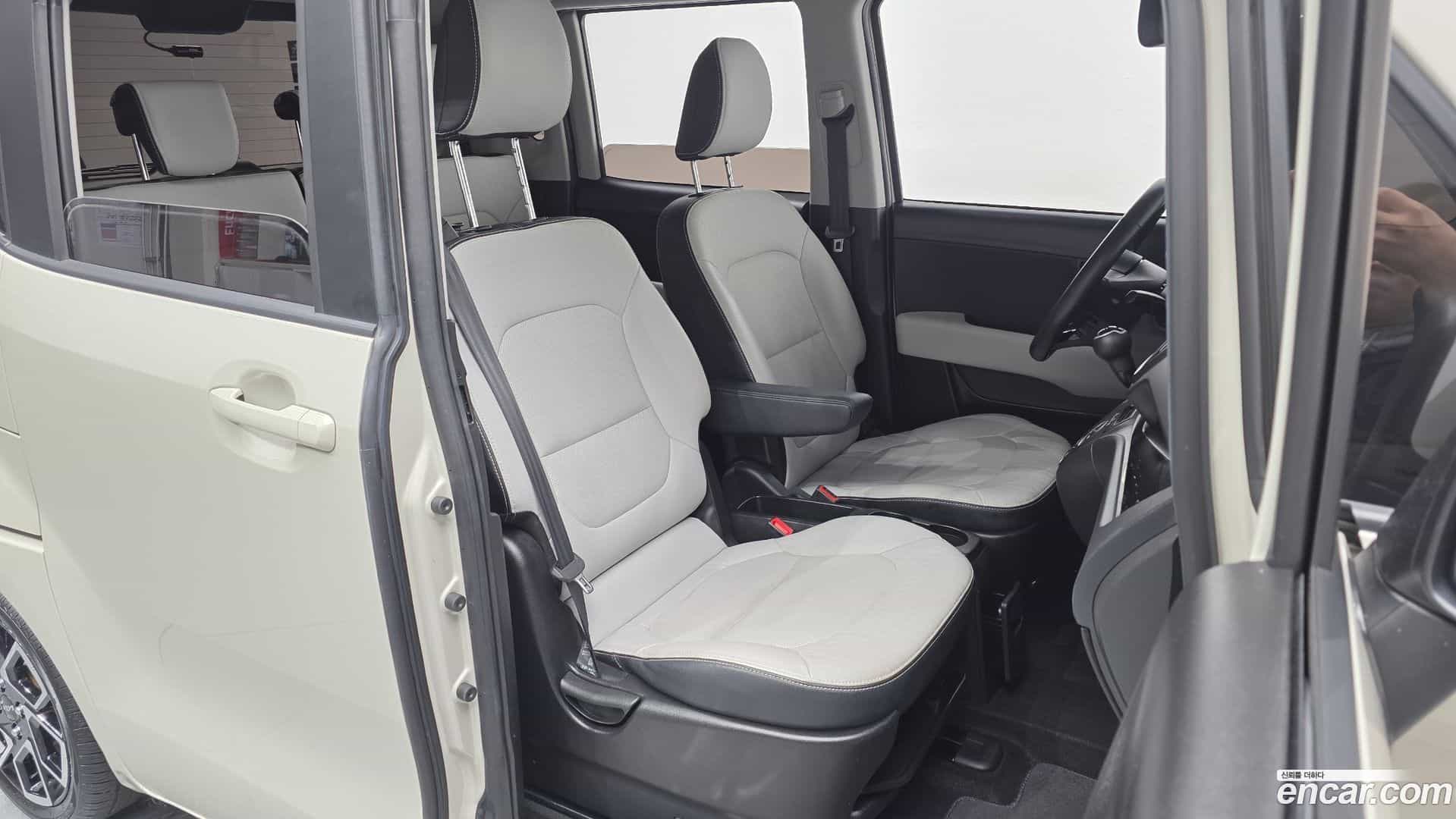 RAY Kia 2023.1-INNER-010