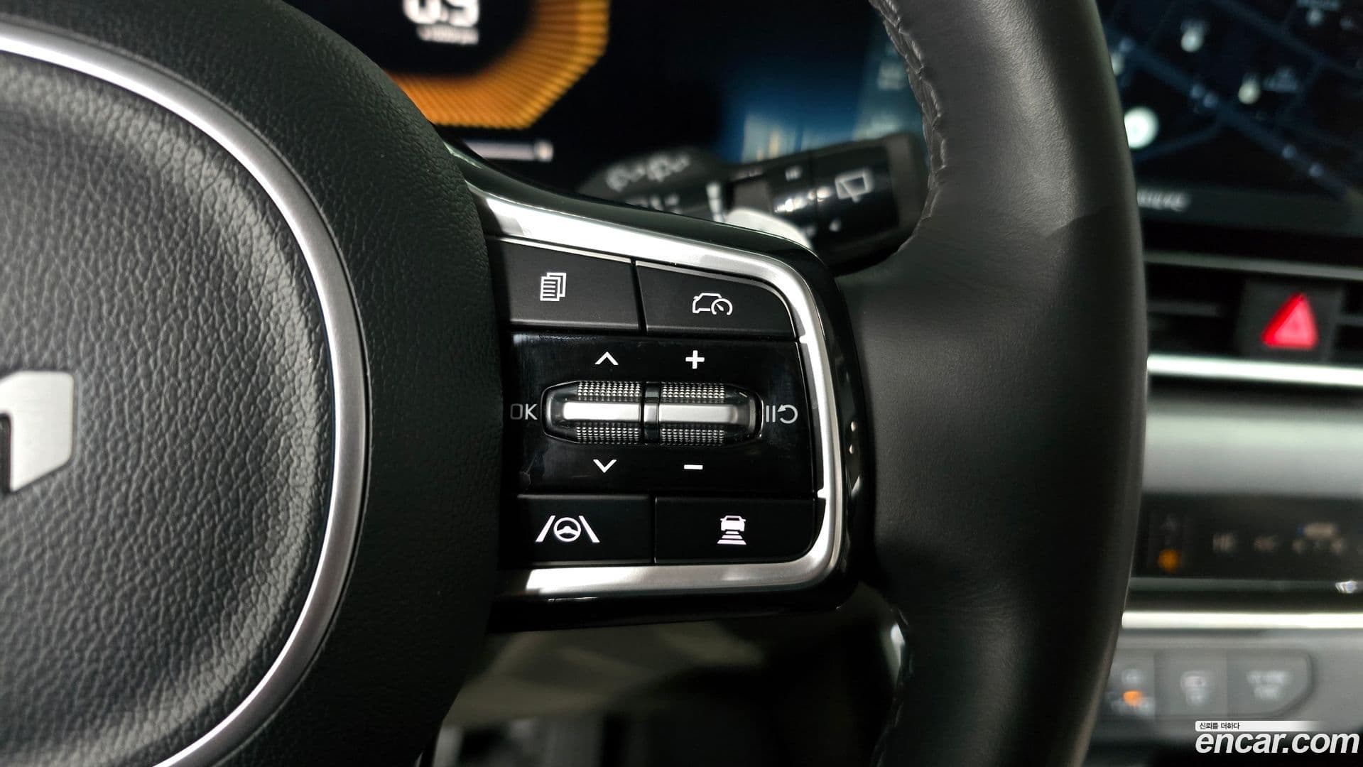 Main__Slider__Photo:Canival Kia 2024.2-17