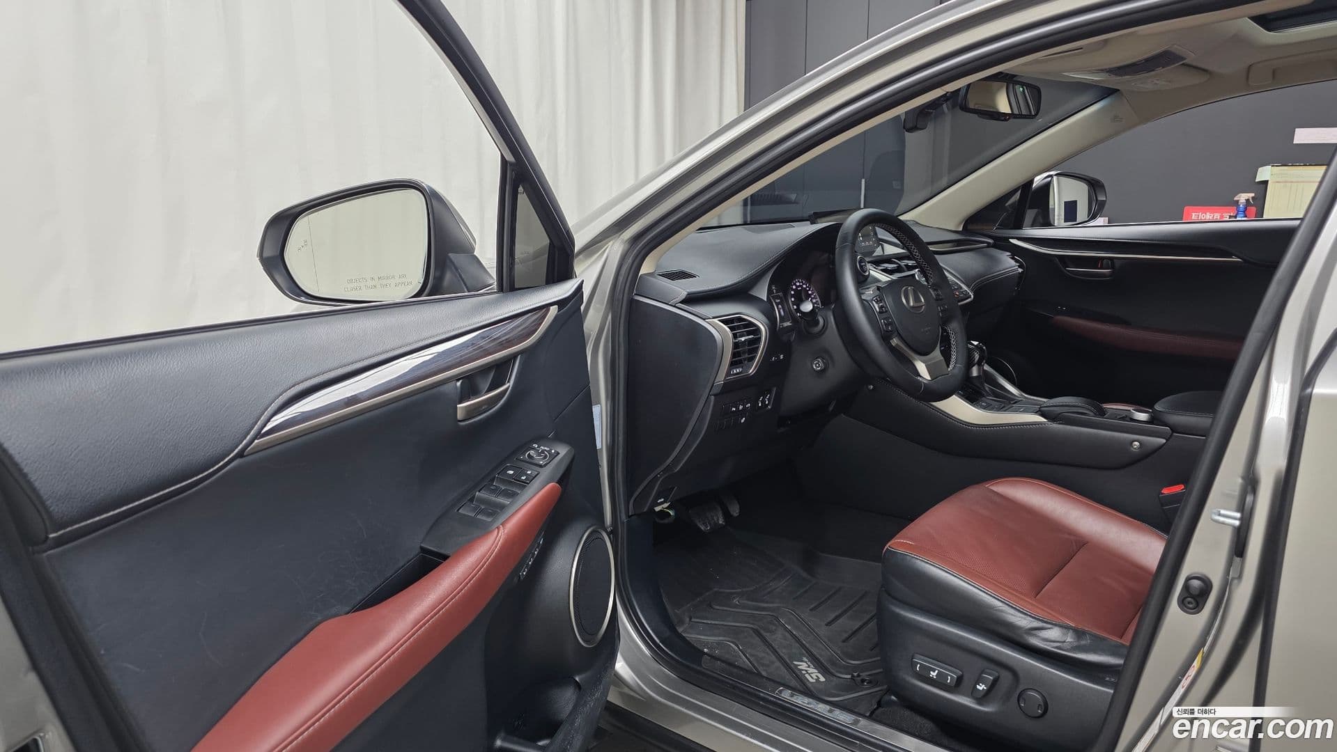 Main__Slider__Photo:NX Lexus 2016.10-9