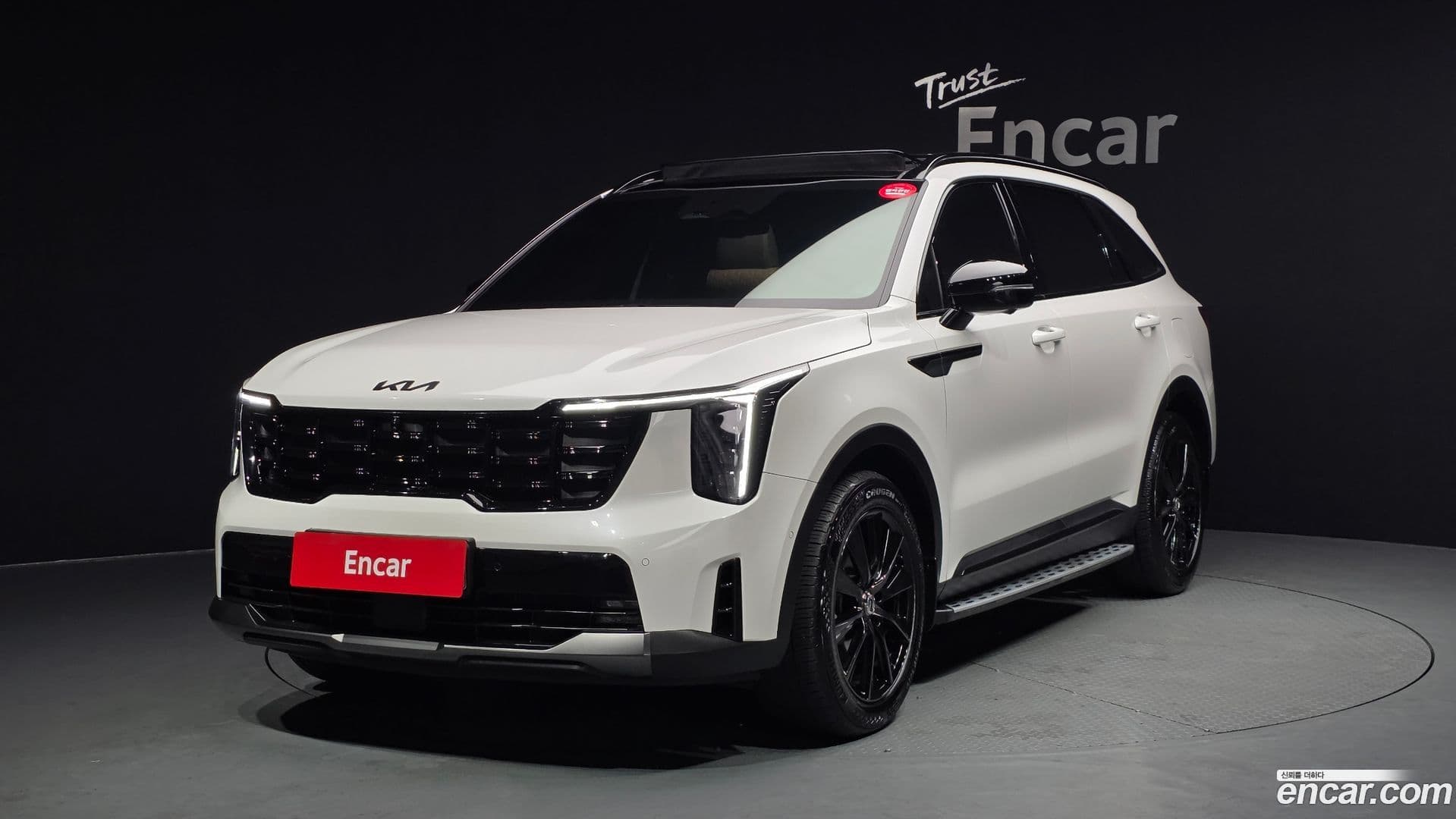 Main__Slider__Photo:Sorento Kia 2024.1-0