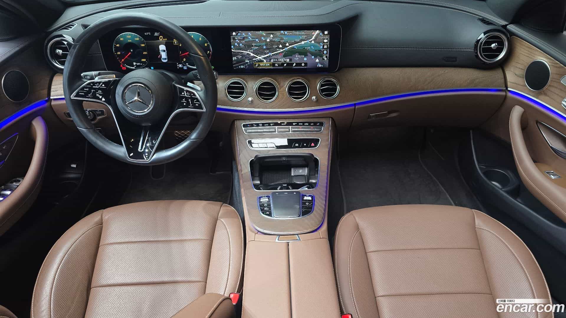 E-Class Mercedes-Benz 2023.9-INNER-007