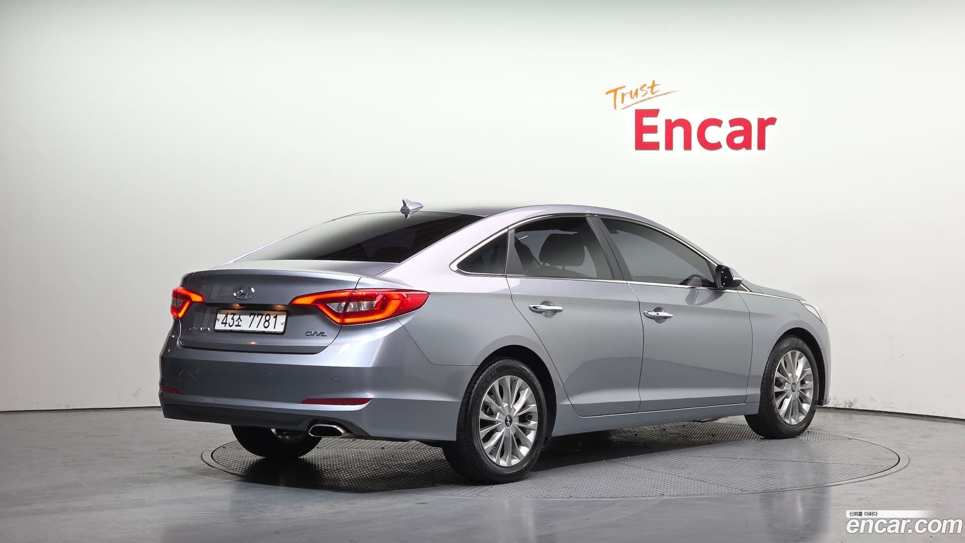 Main__Slider__Photo:Sonata Hyundai 2015.0-1