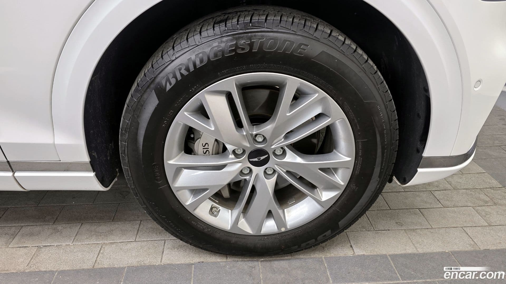 Main__Slider__Photo:GV70 Genesis 2024.7-4