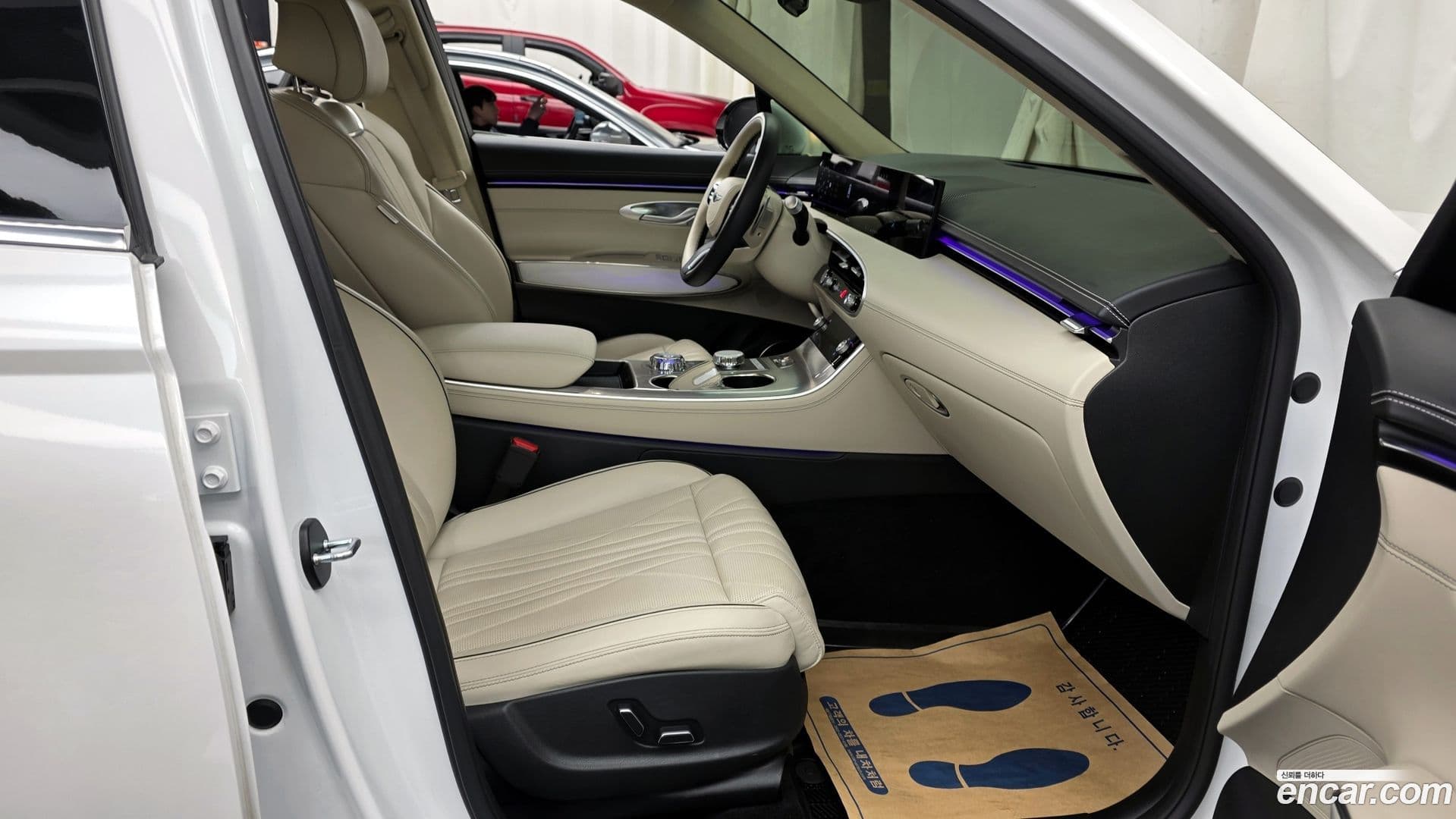 Main__Slider__Photo:GV70 Genesis 2024.7-10