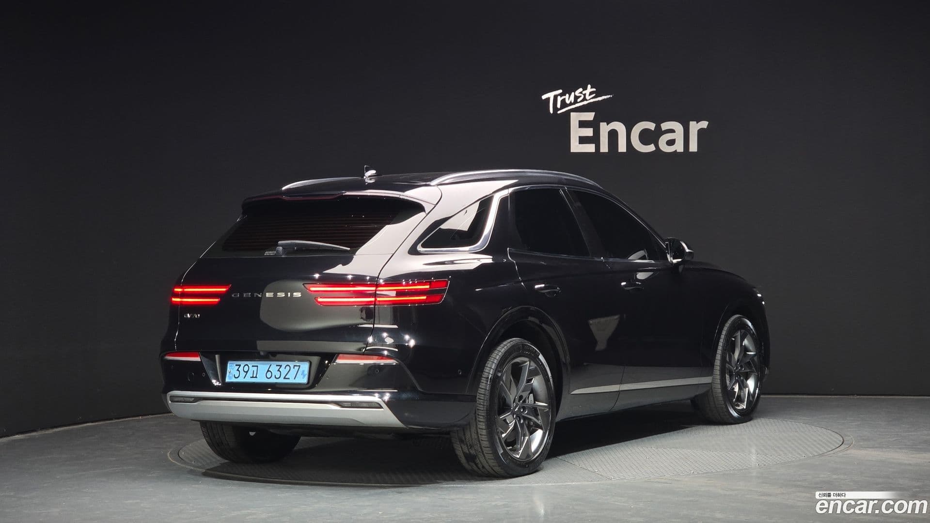 Main__Slider__Photo:GV70 Genesis 2022.4-1