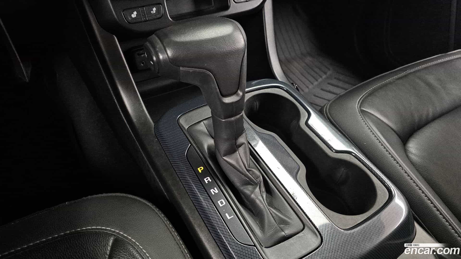 Colorado ChevroletGMDaewoo 2020.10-INNER-009